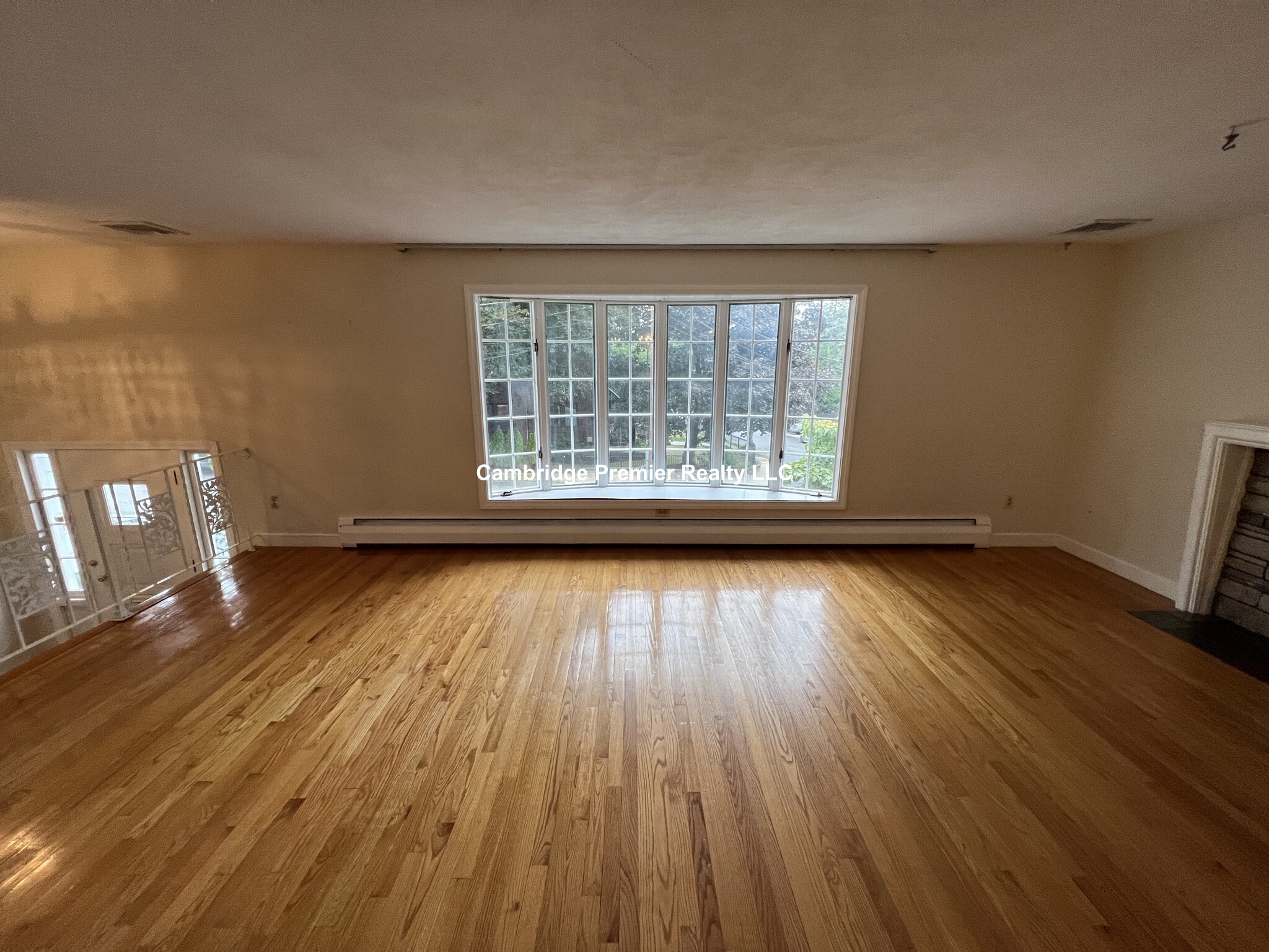 30 Frost St, Arlington