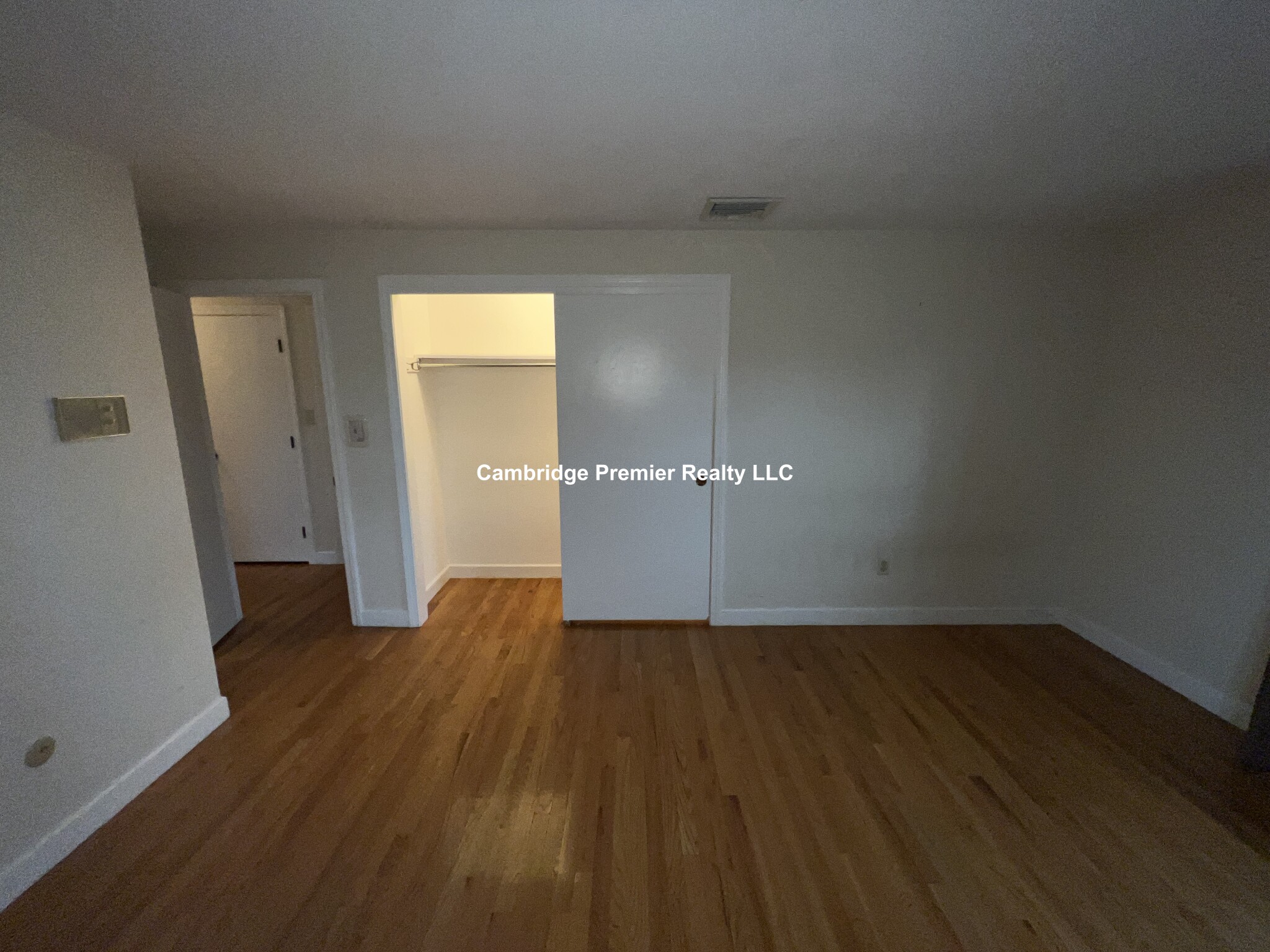 30 Frost St, Arlington