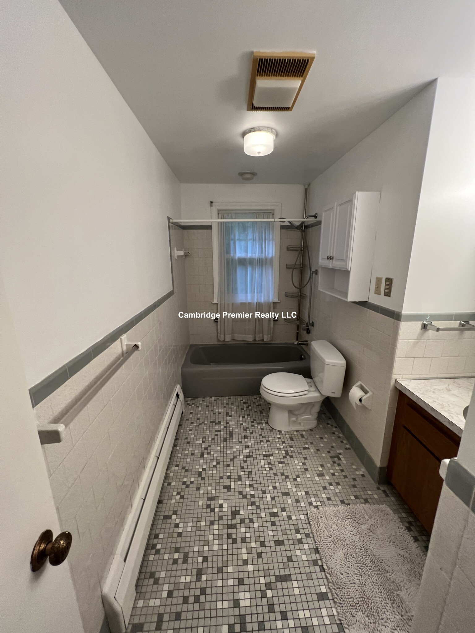 30 Frost St, Arlington