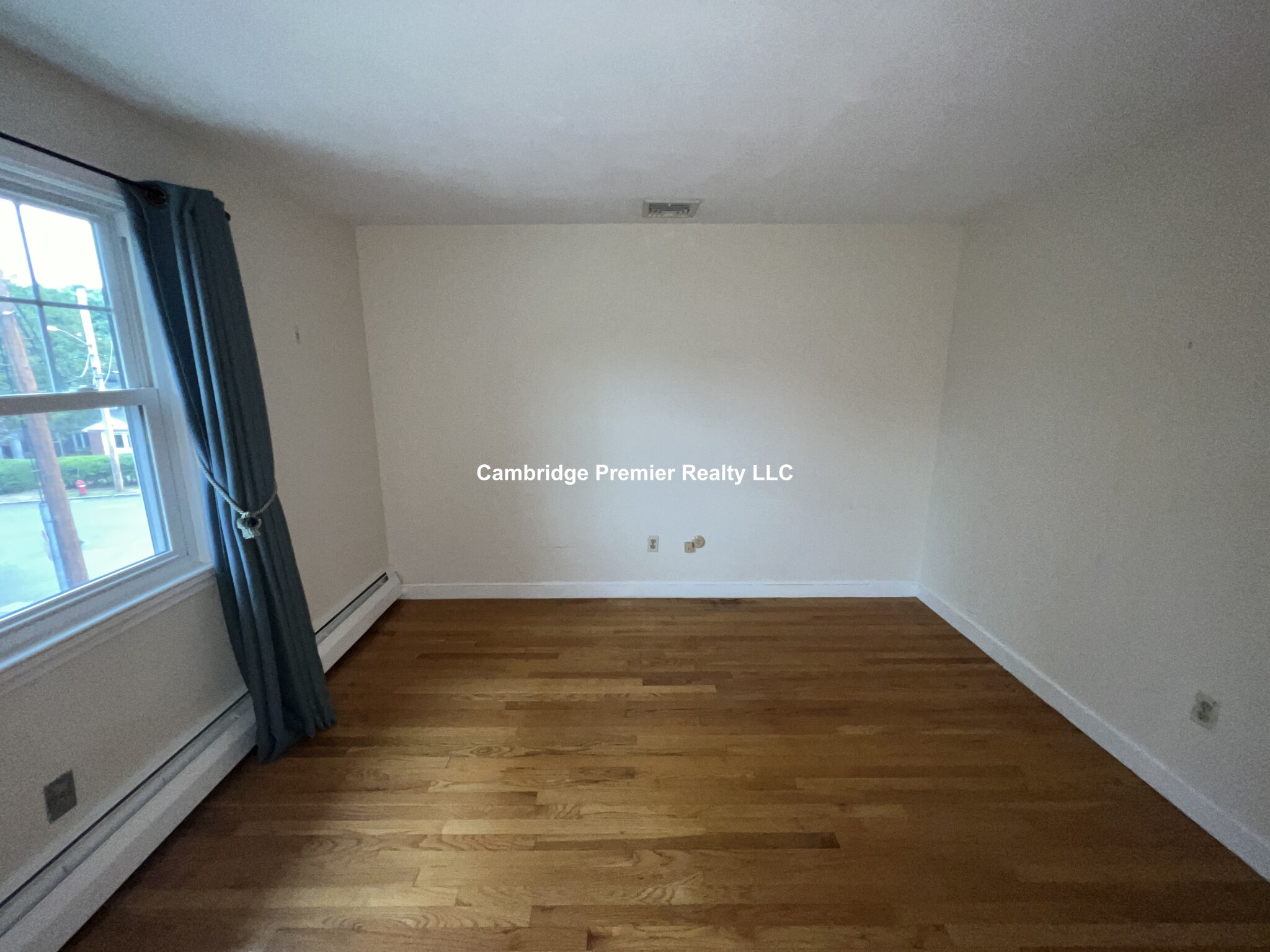 30 Frost St, Arlington