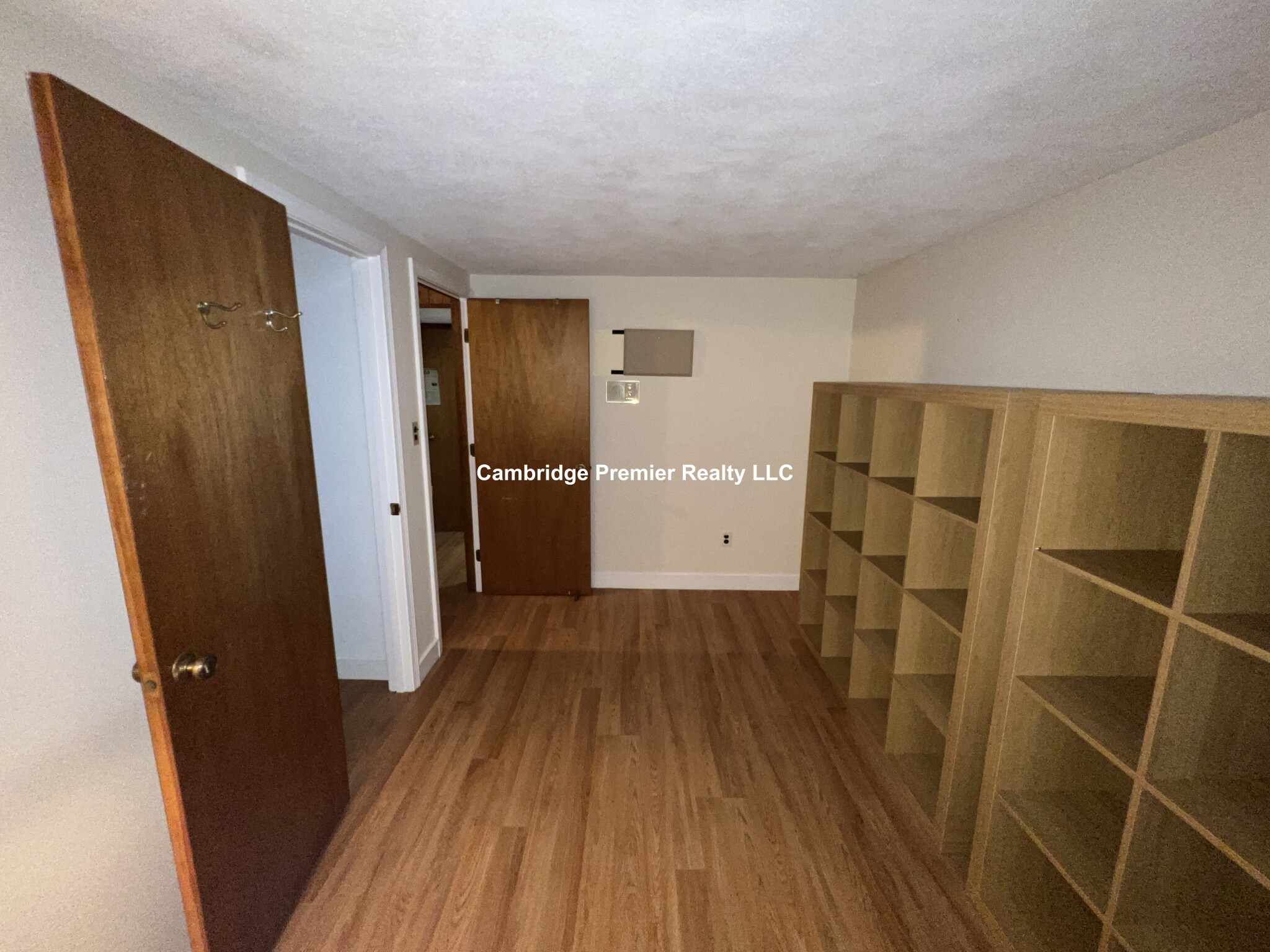 30 Frost St, Arlington