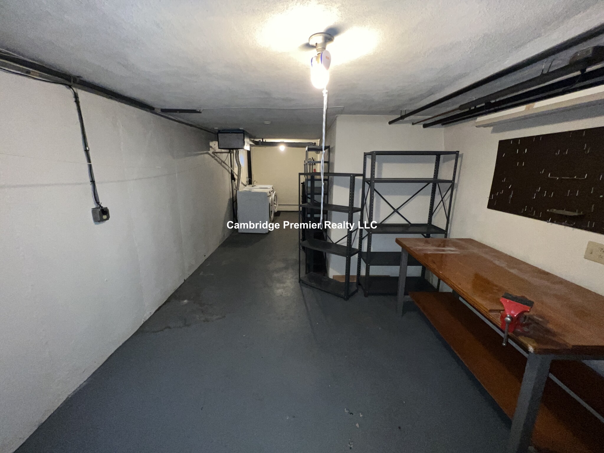 30 Frost St, Arlington