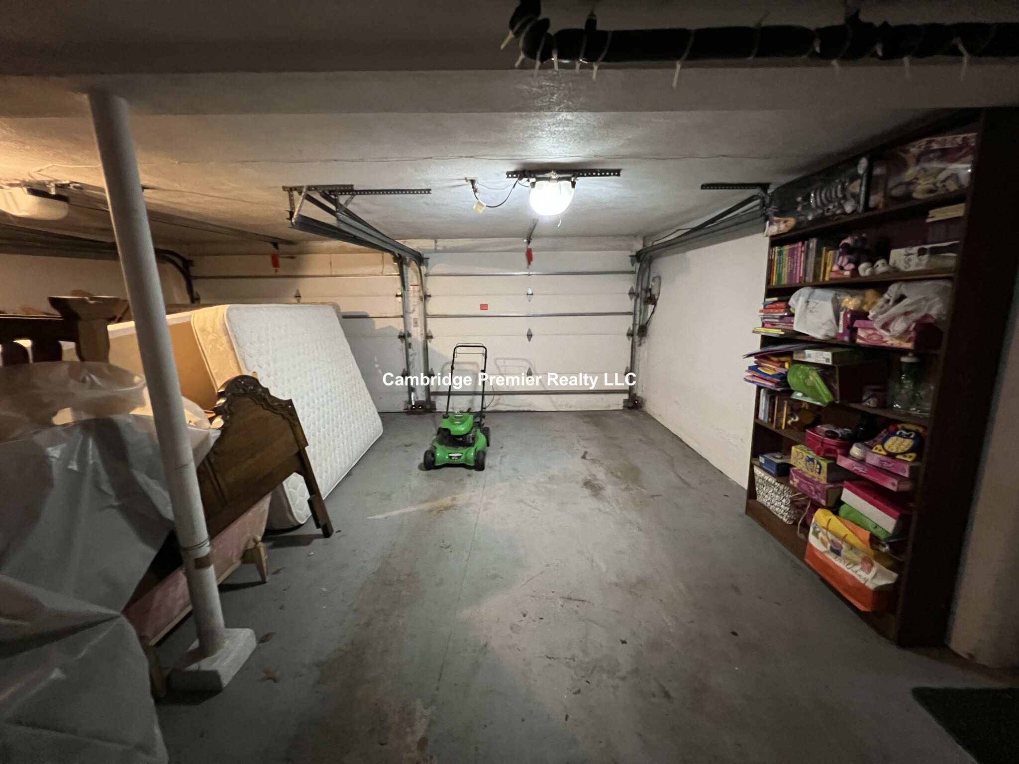 30 Frost St, Arlington