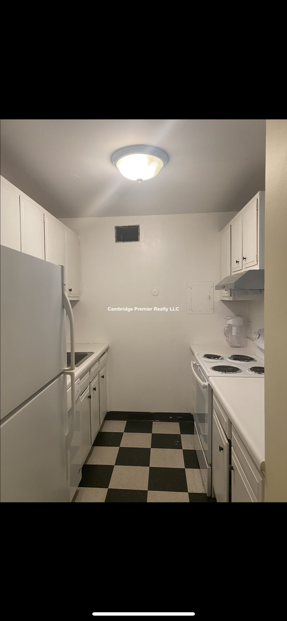 1105 Massachusetts Ave, Harvard Square