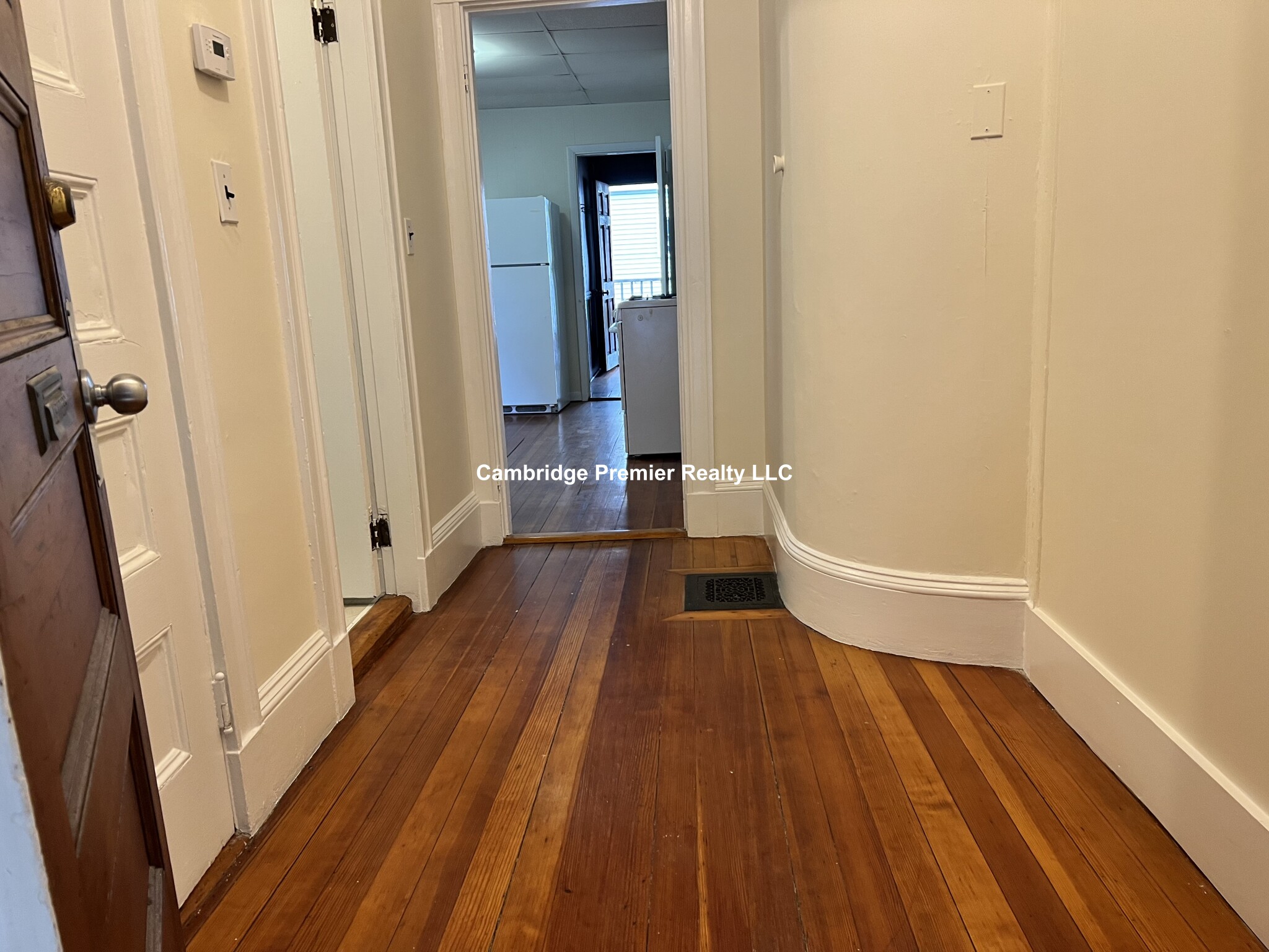 147 Willow Ave, Davis Square