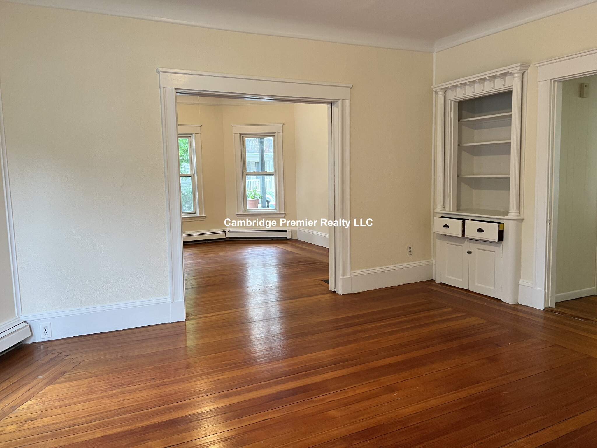 147 Willow Ave, Davis Square