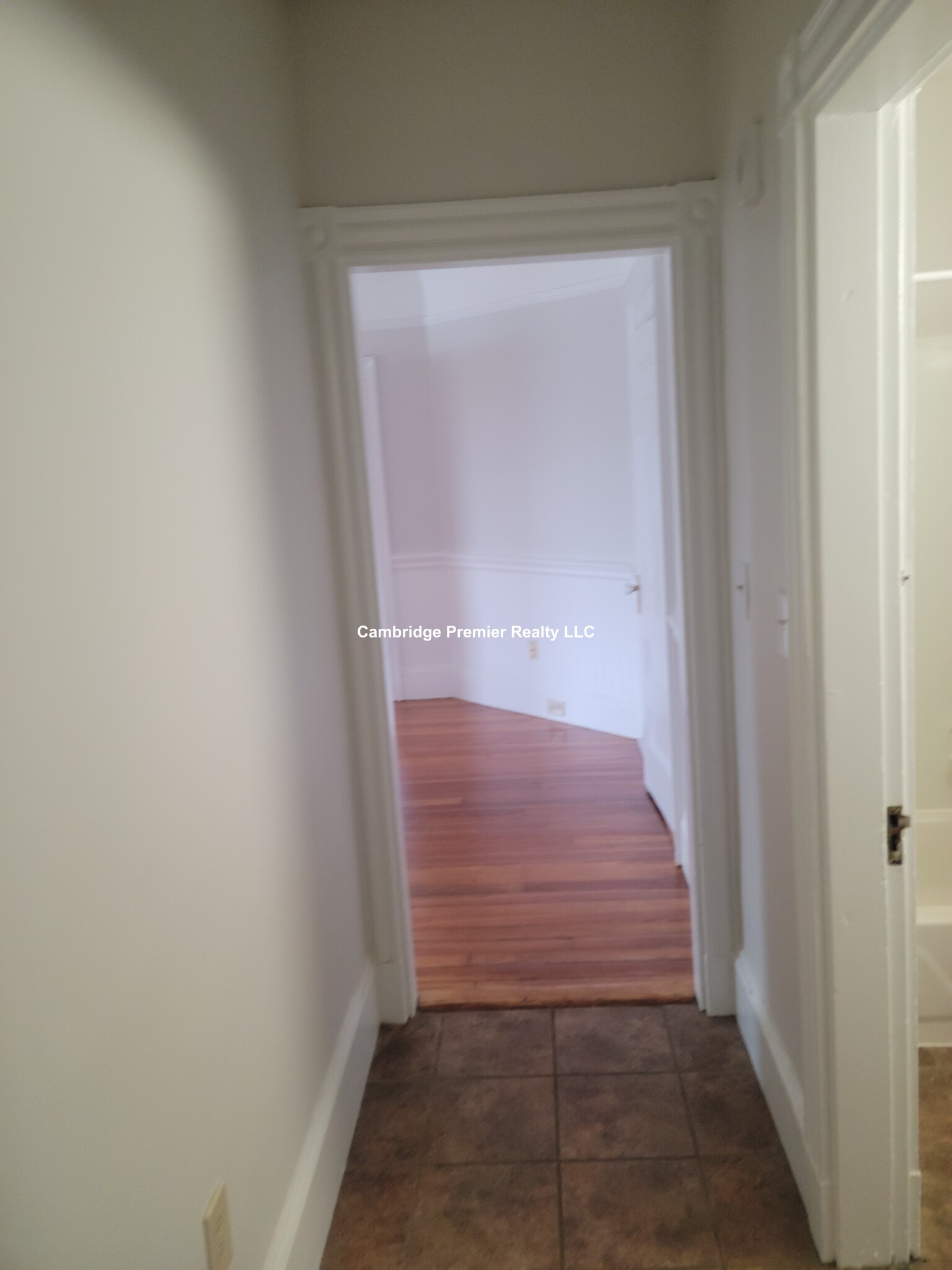 1039 Massachusetts Ave, Central Square