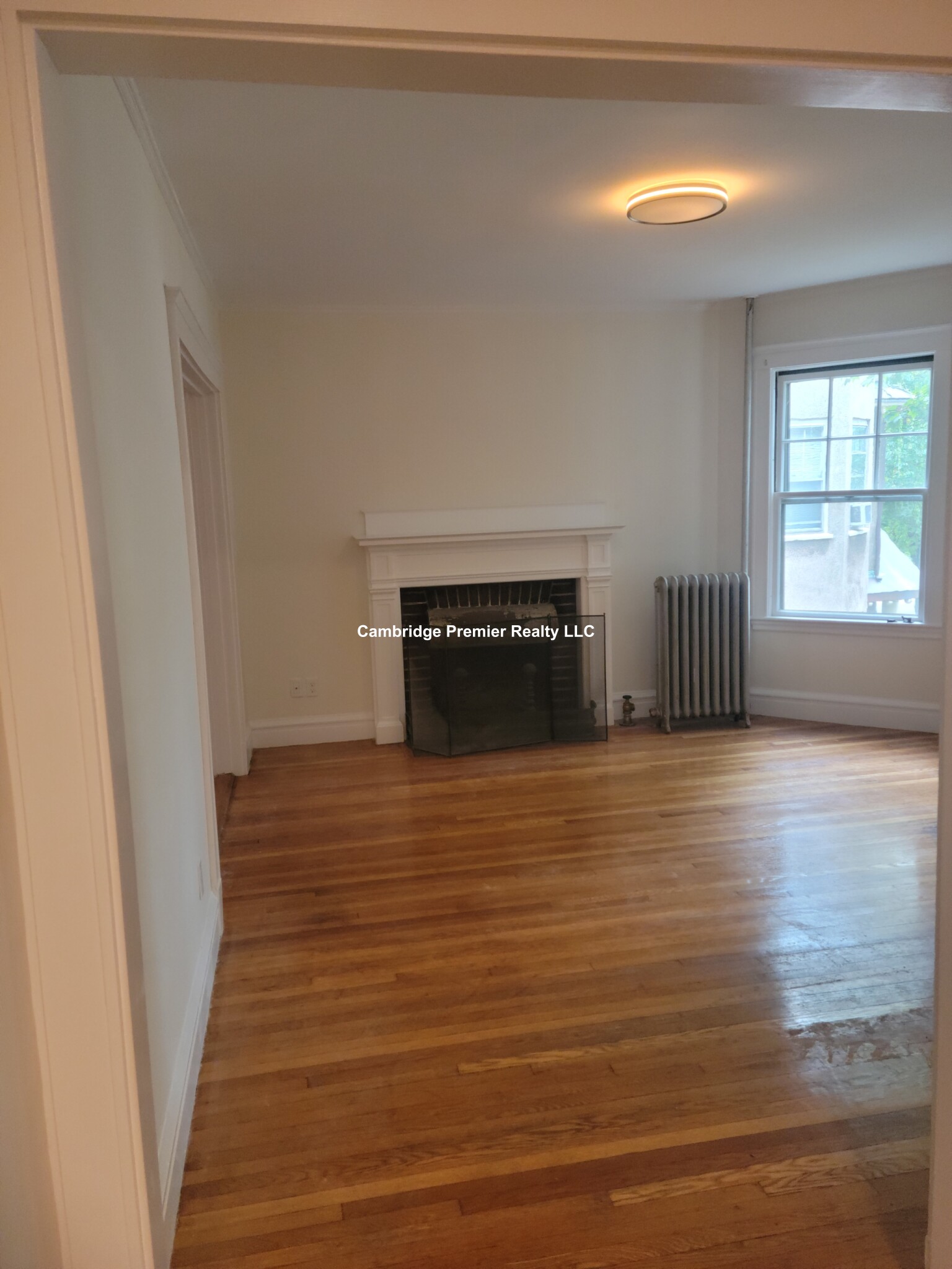 33 Concord Ave, Neighborhood Nine