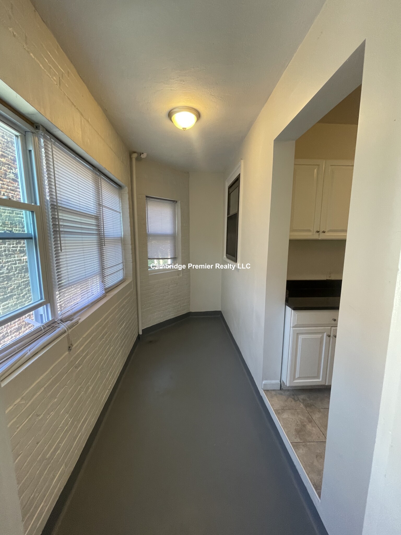 5 Linnaean St, Neighborhood Nine