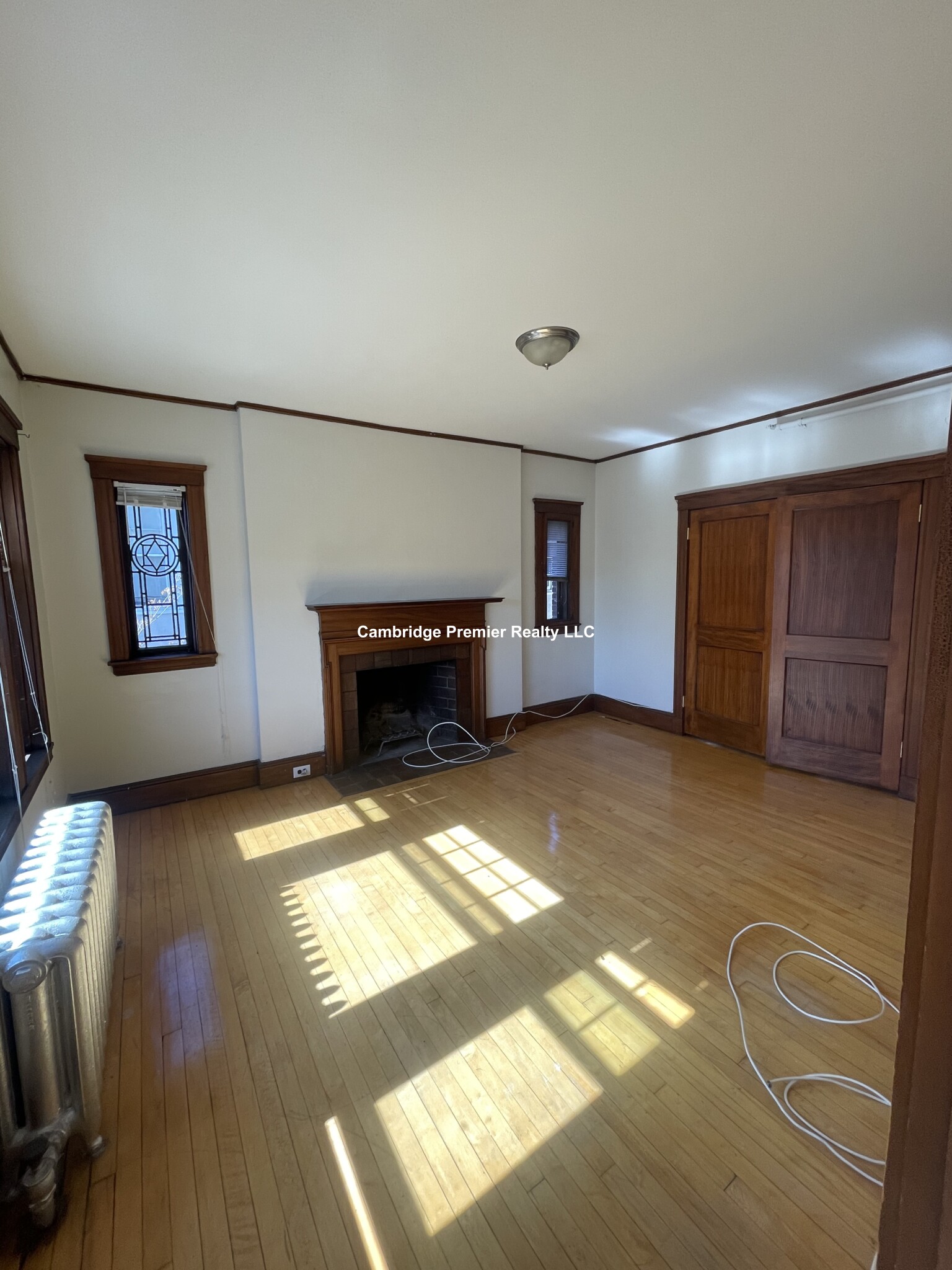 5 Linnaean St, Neighborhood Nine