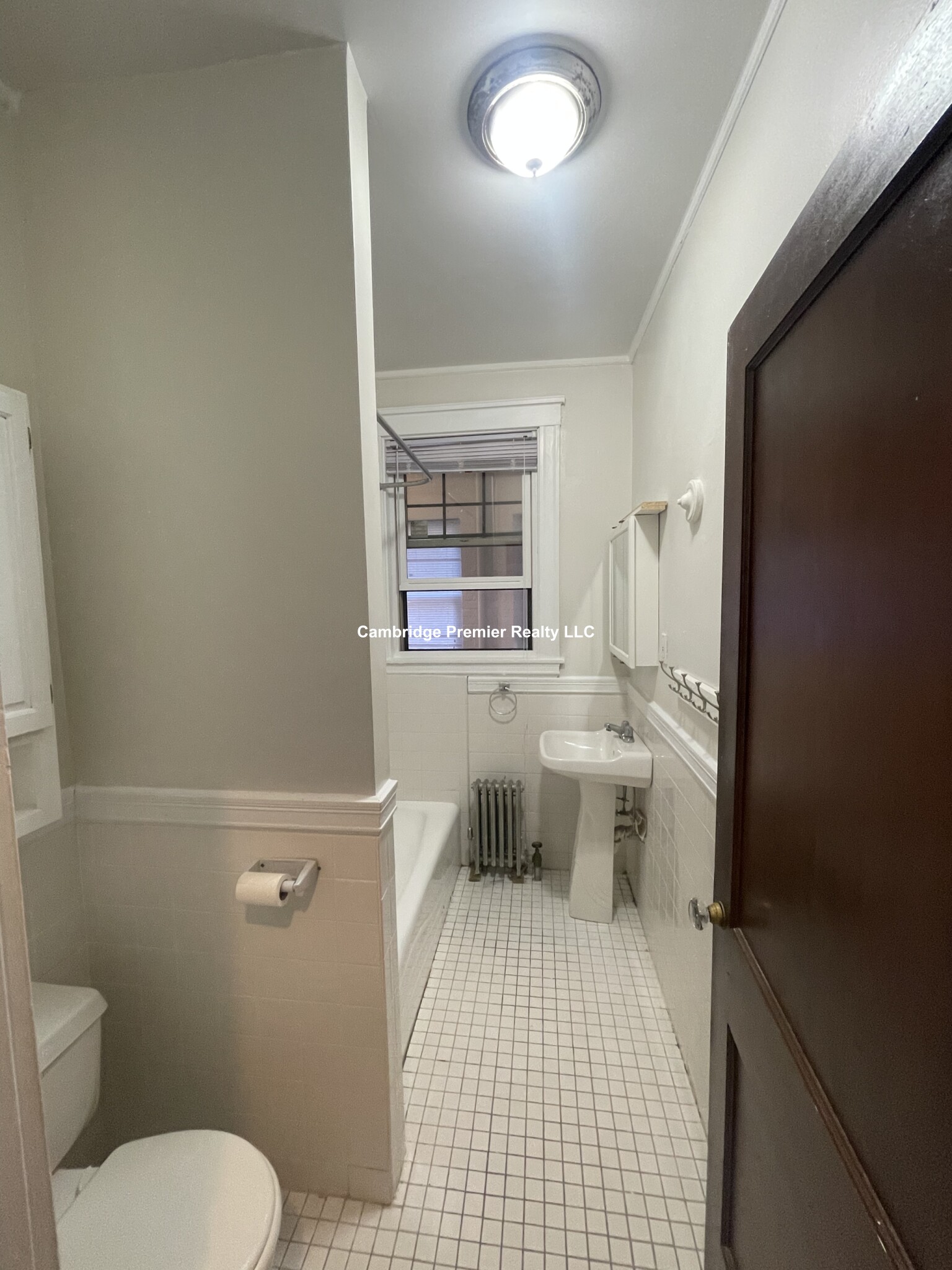 5 Linnaean St, Neighborhood Nine