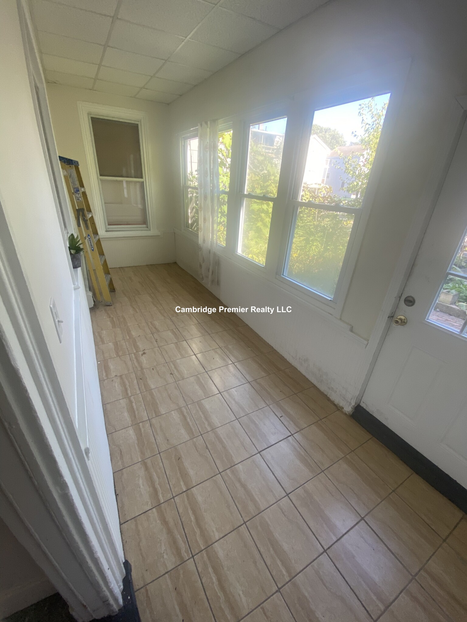 94 Pearl St, East Somerville