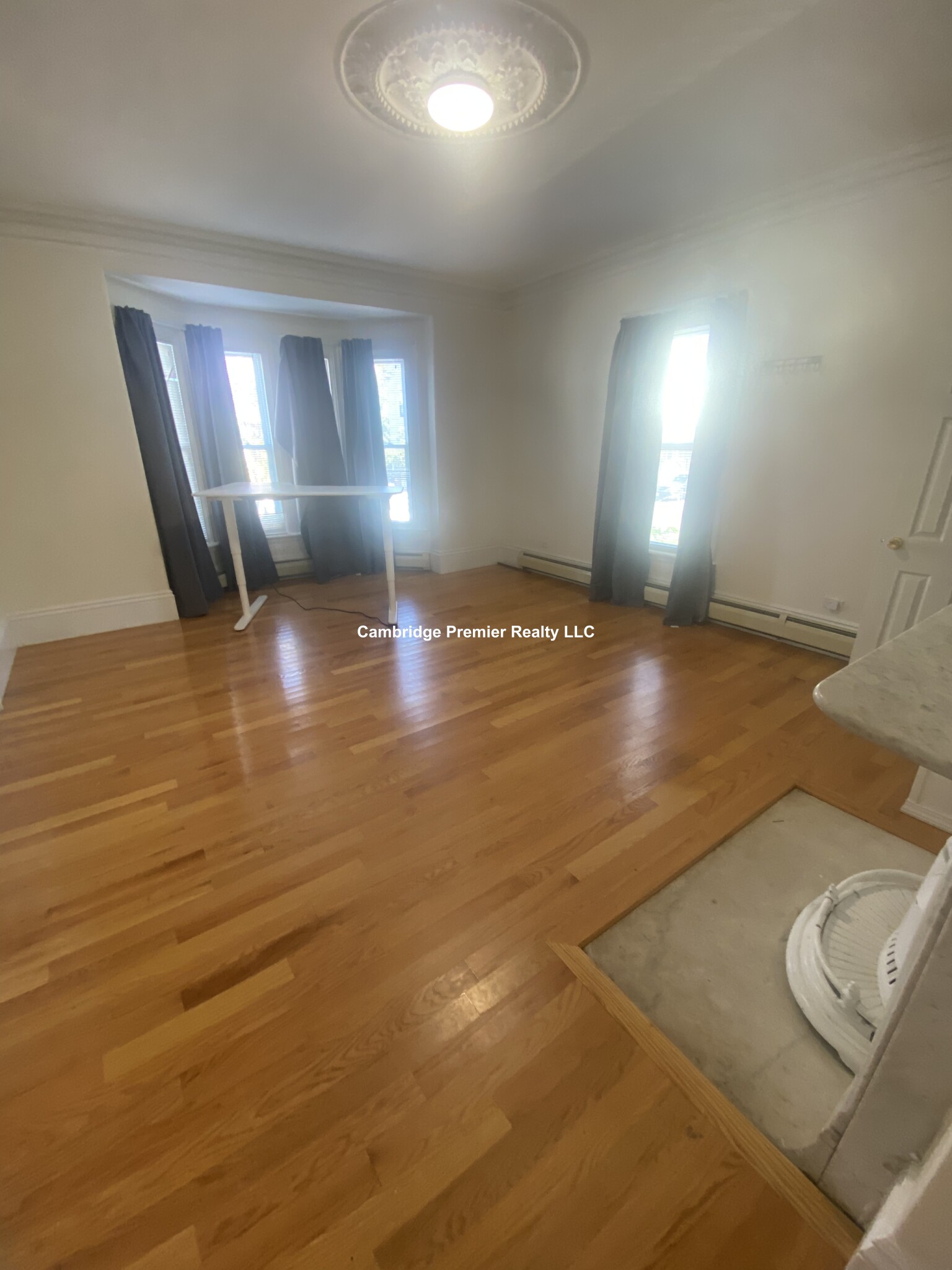 94 Pearl St, East Somerville