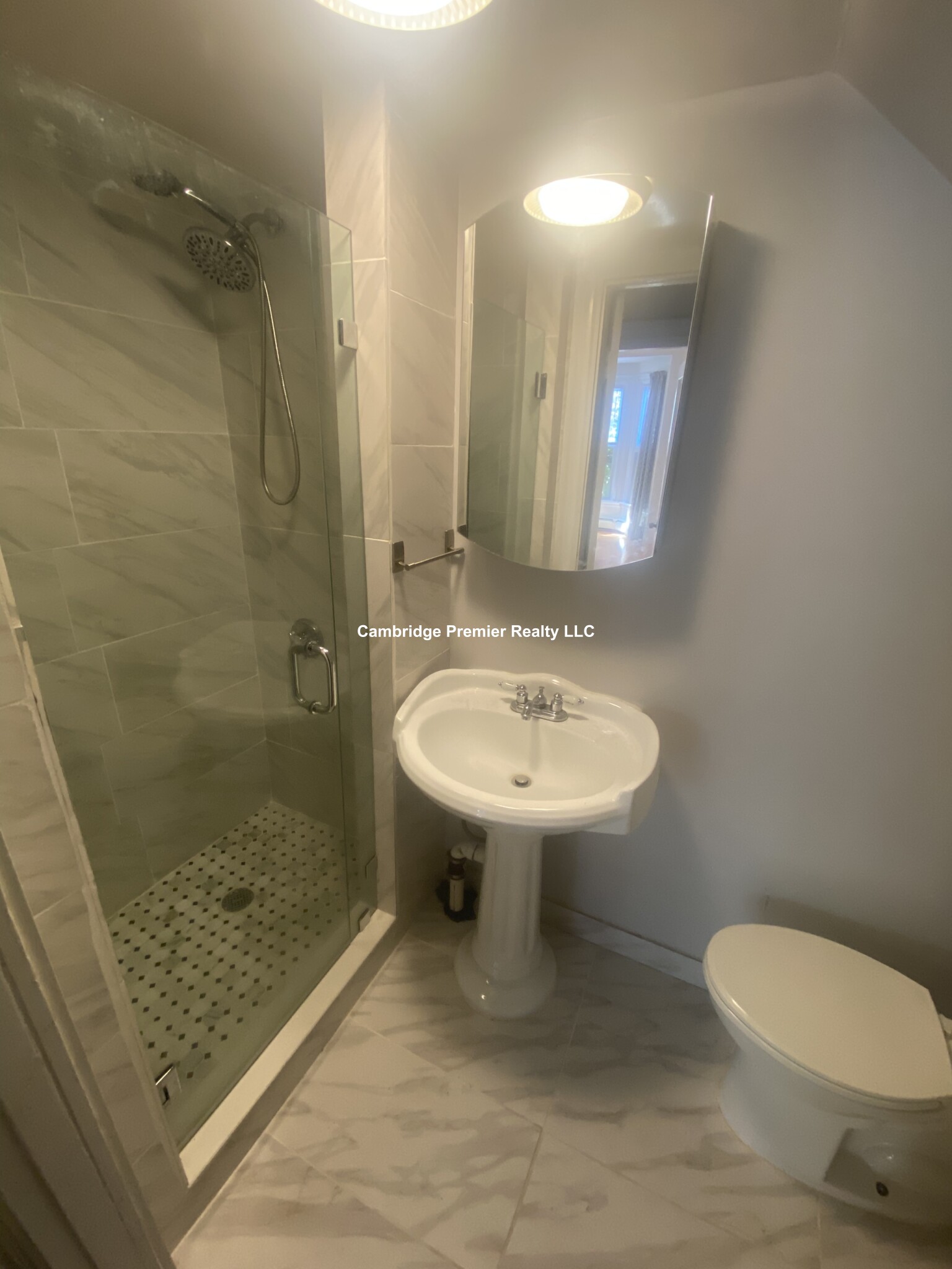 94 Pearl St, East Somerville