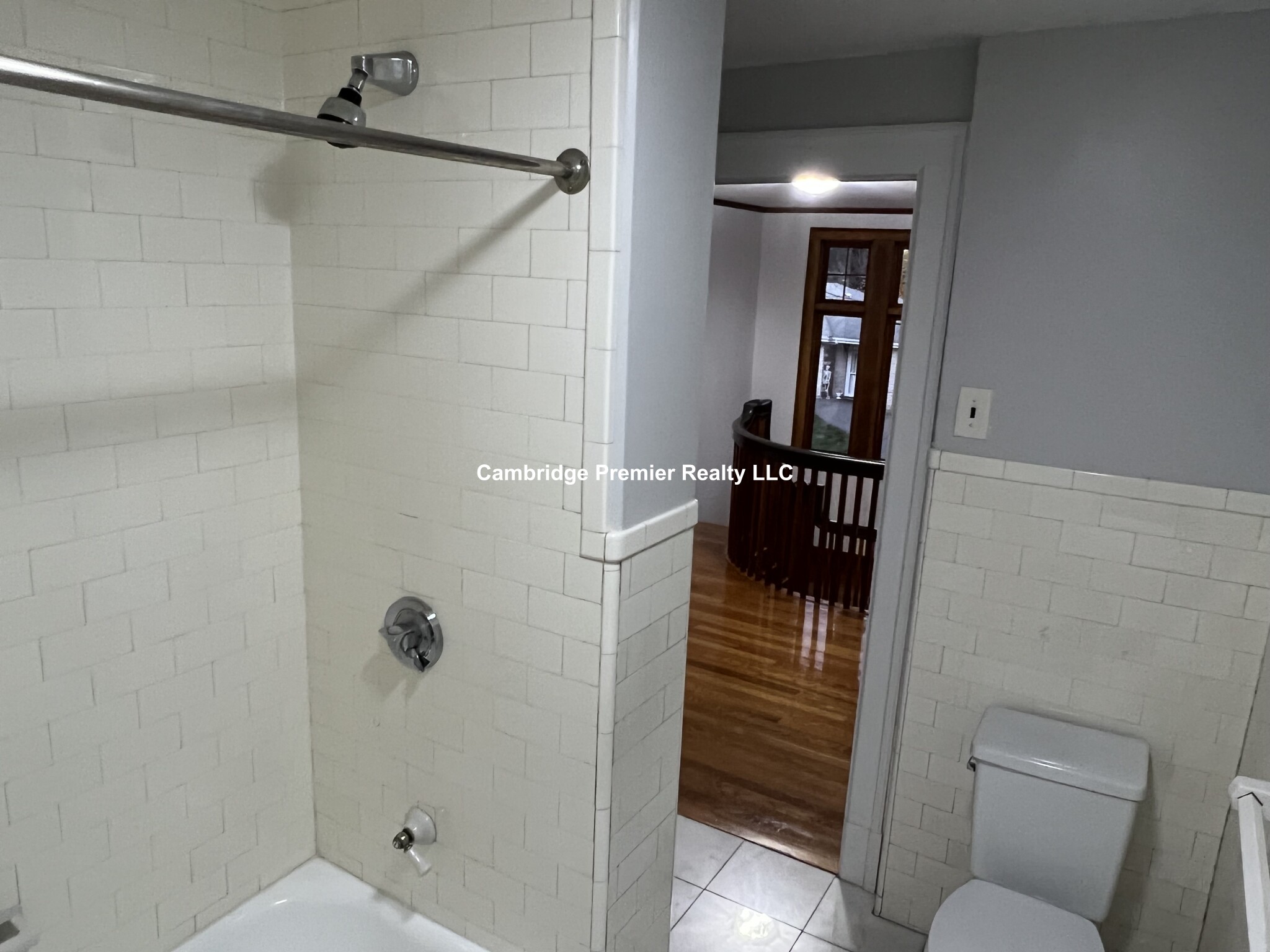 42 Old Mystic St, Arlington