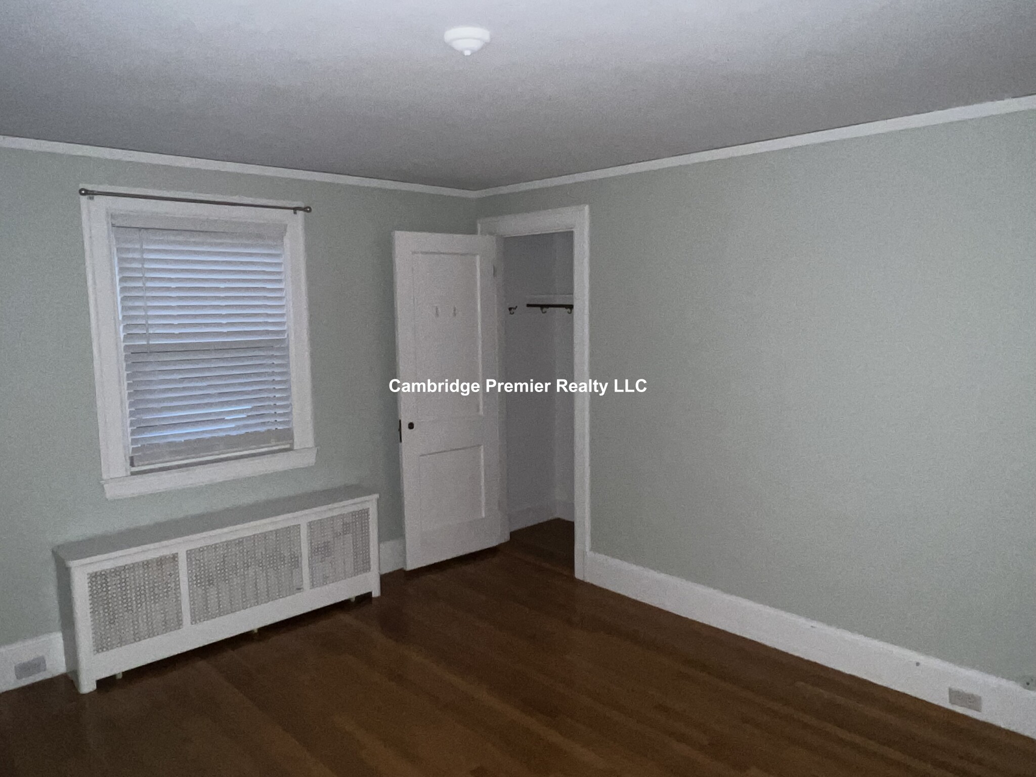 42 Old Mystic St, Arlington