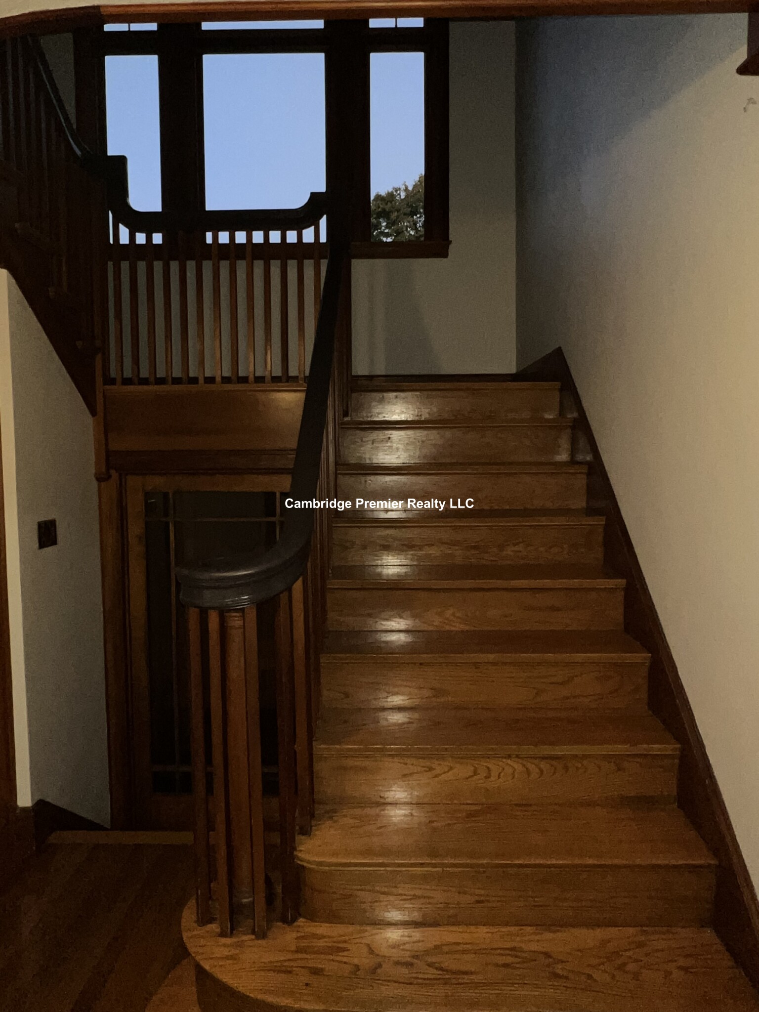 42 Old Mystic St, Arlington