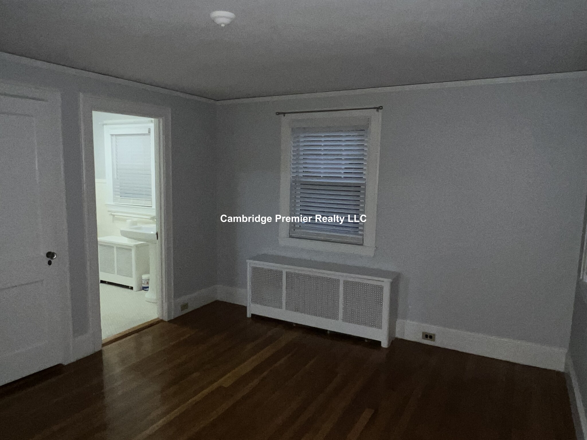 42 Old Mystic St, Arlington