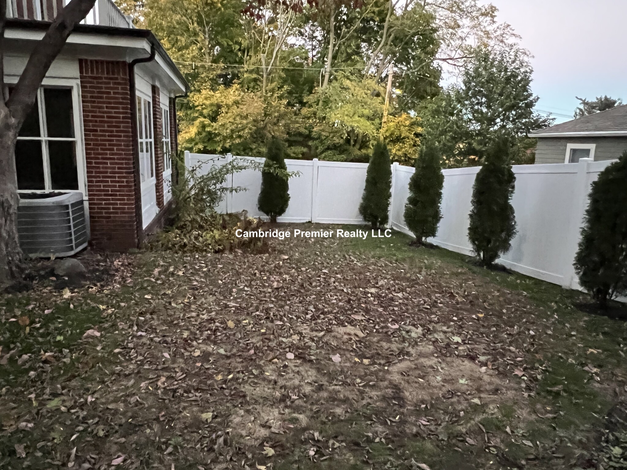 42 Old Mystic St, Arlington