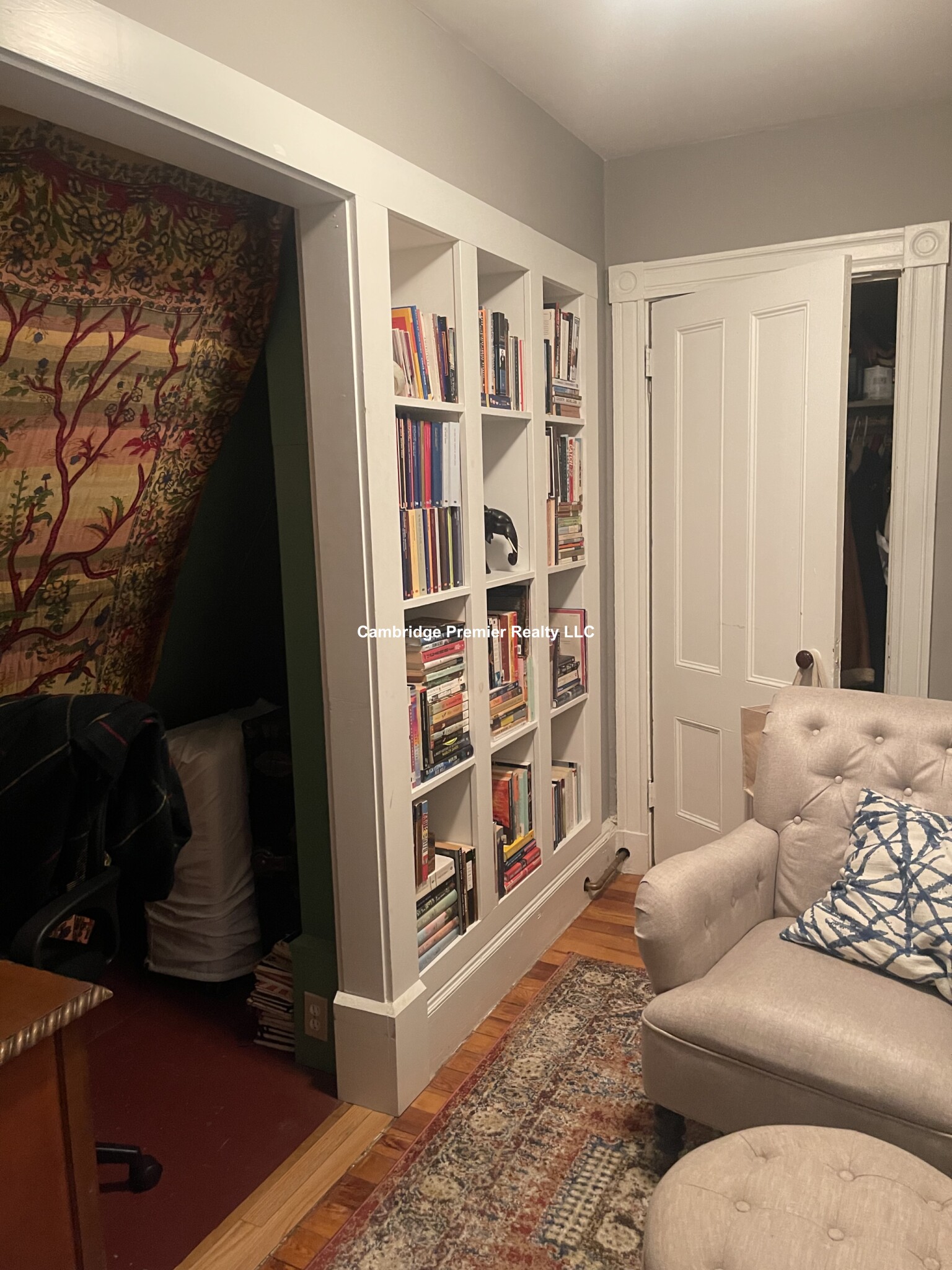 100 Bristol Rd, Medford