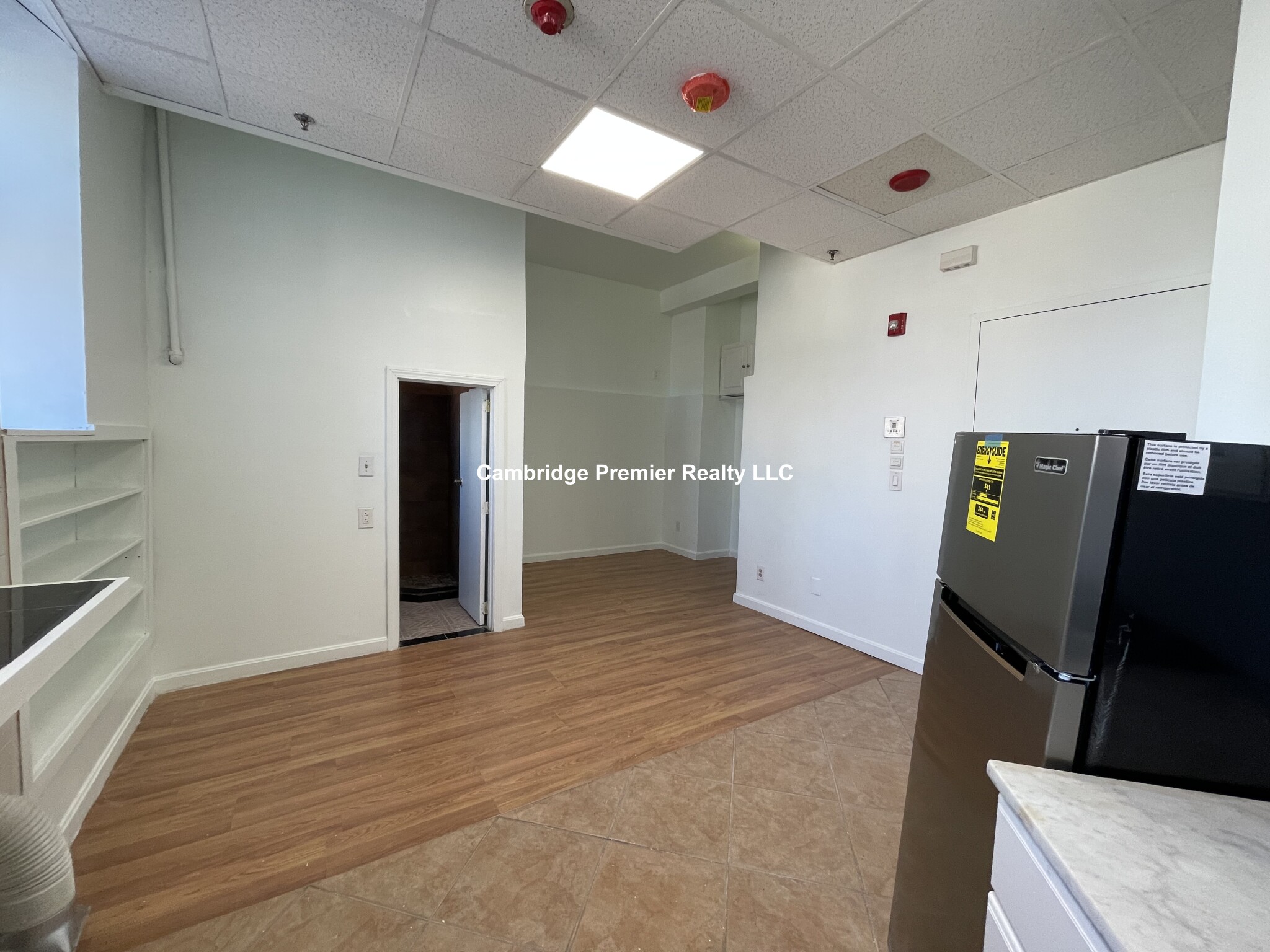 72 Kneeland St, Chinatown