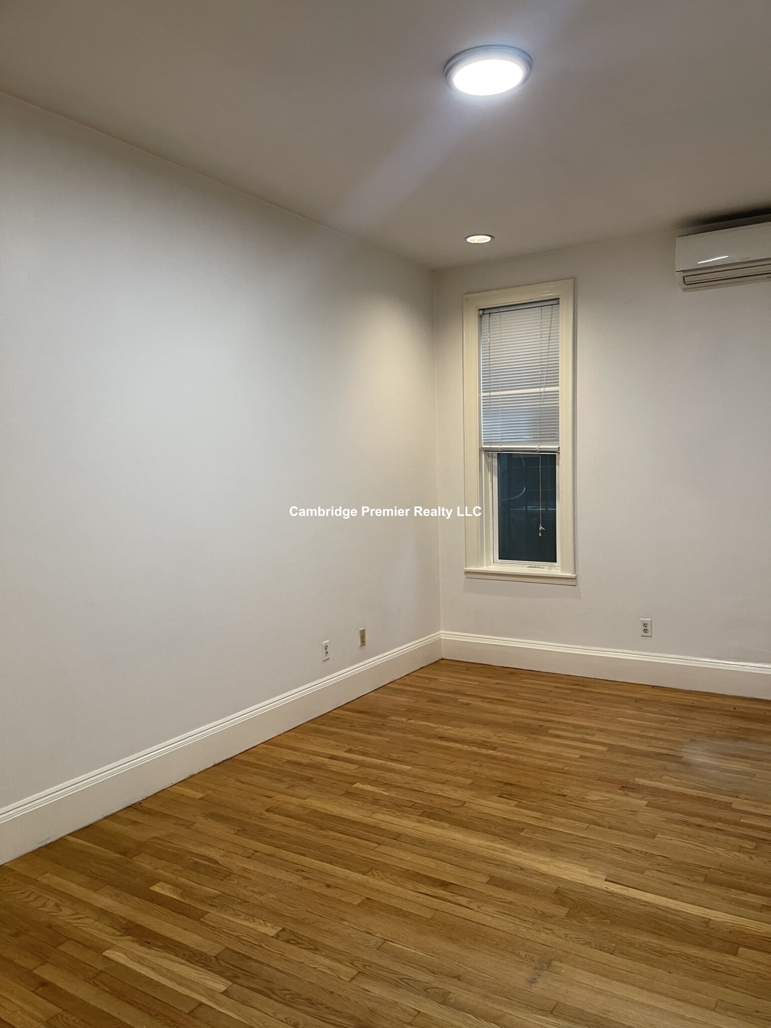 22 Yarmouth St, South End