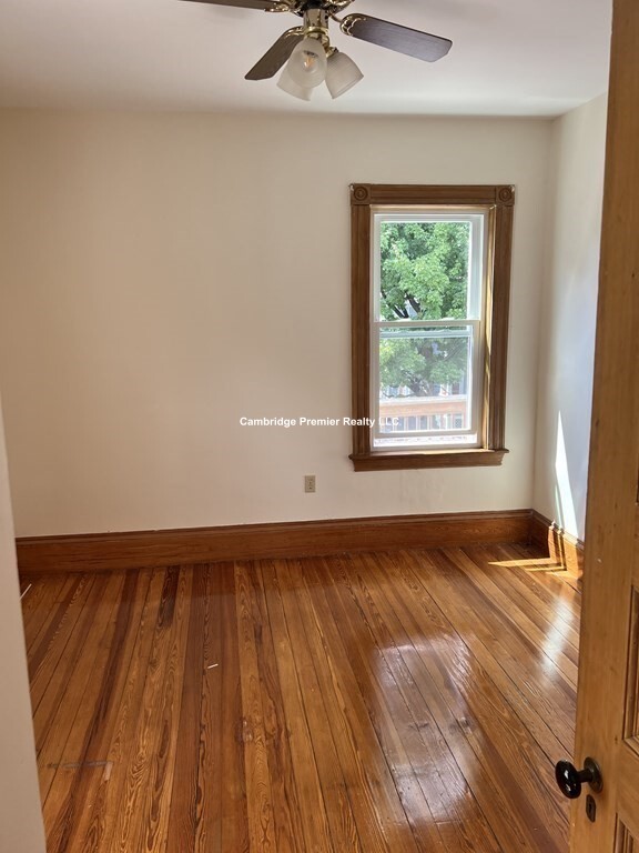 16 Edward T Sullivan Rd, West Cambridge