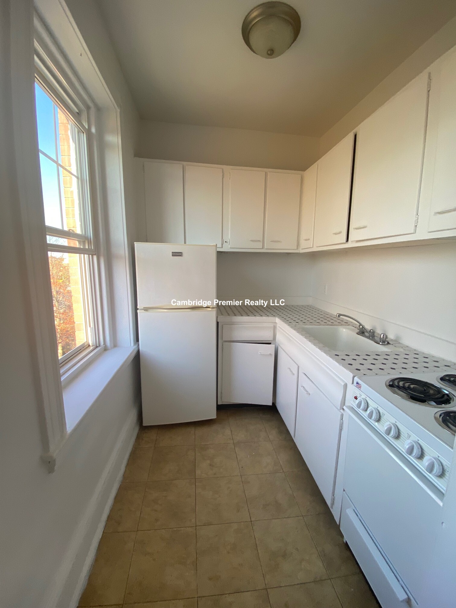 6 Ellsworth Ave, Mid-Cambridge