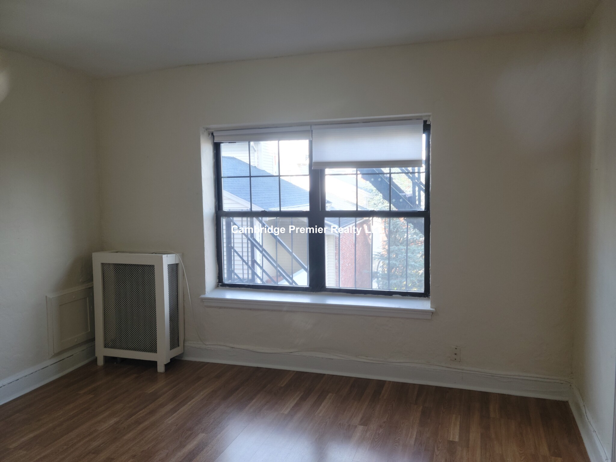 2 Elmwood Ave, Wedgemere