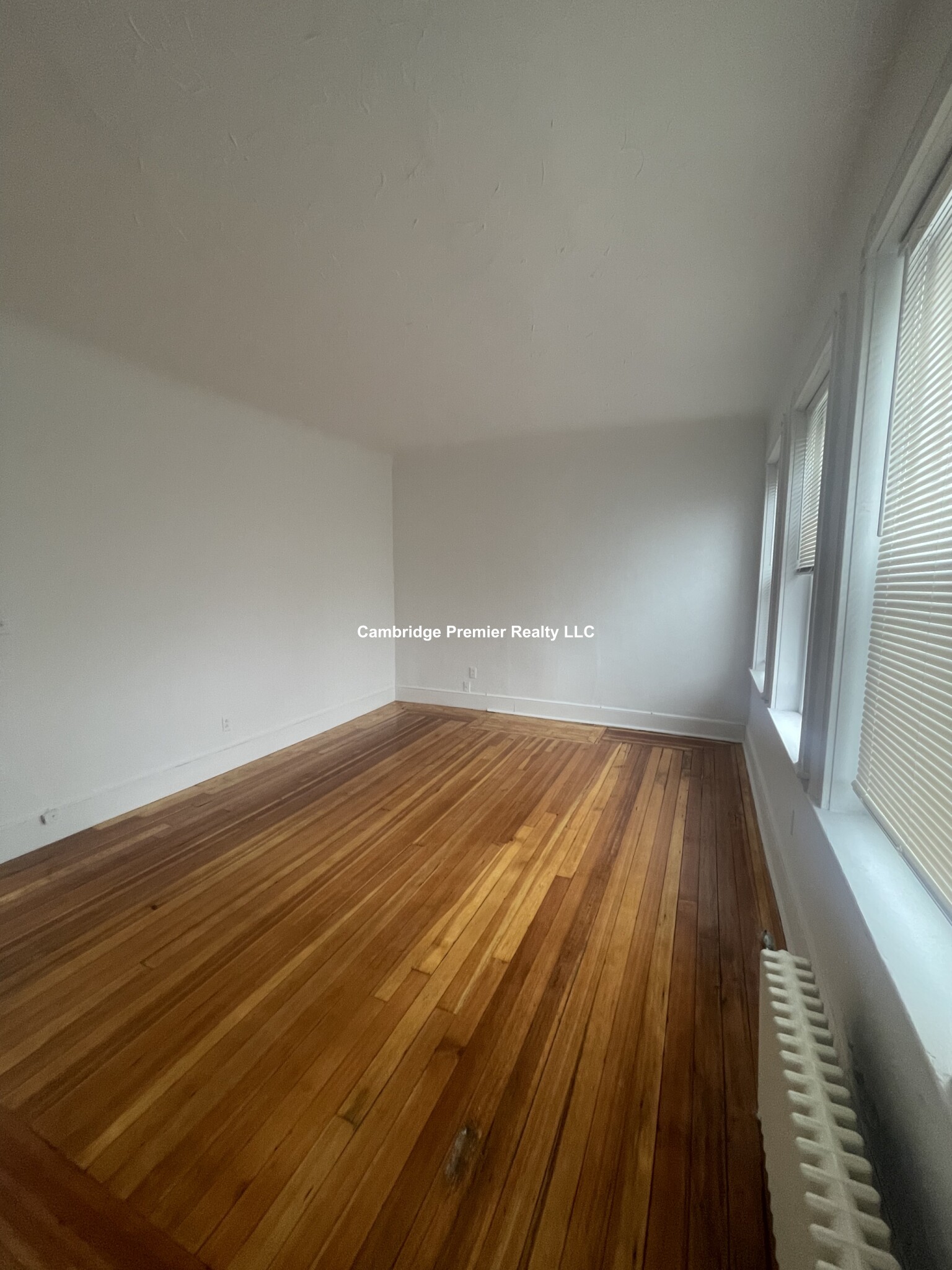 6 Ellsworth Ave, Mid-Cambridge