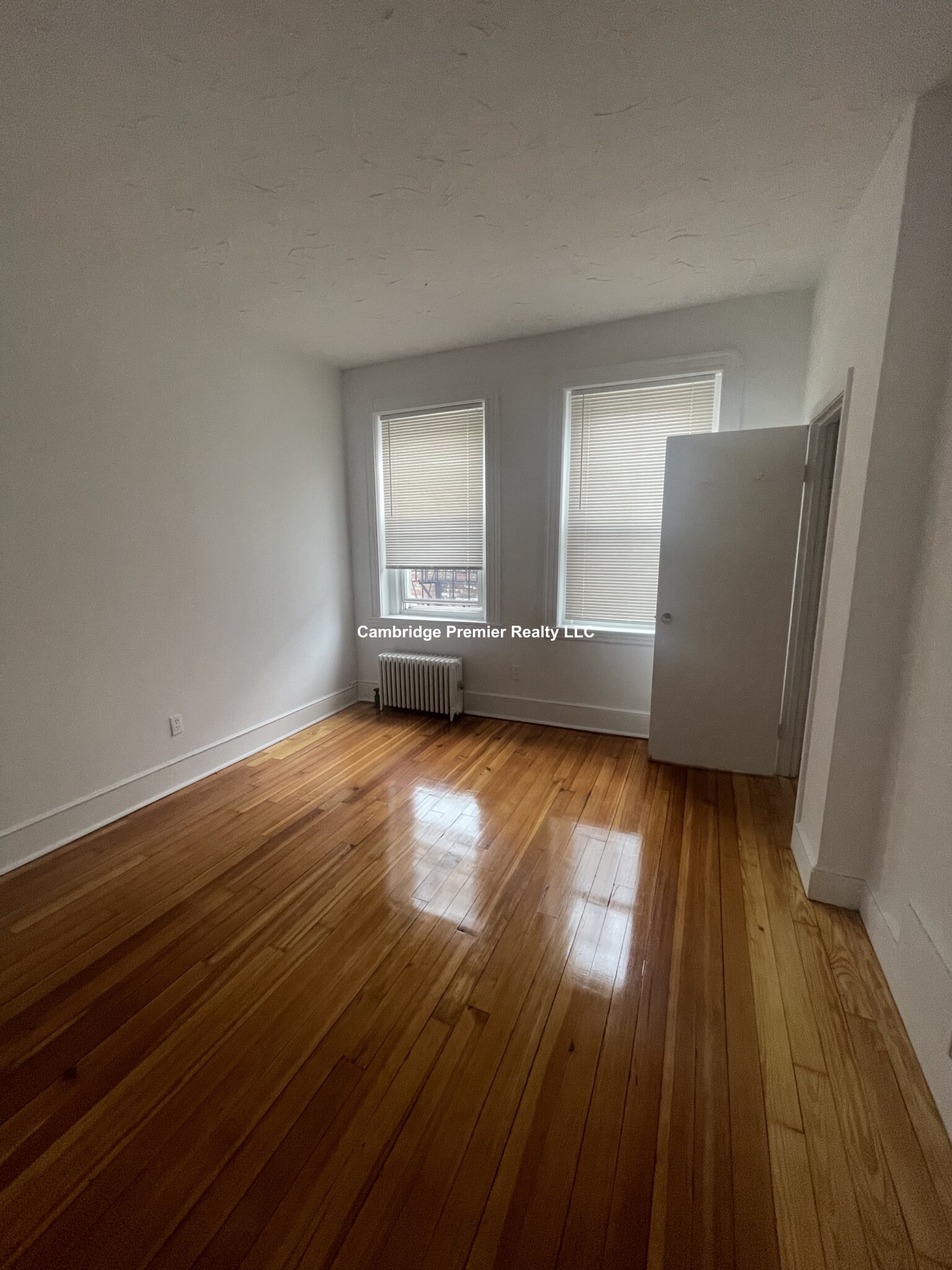 6 Ellsworth Ave, Mid-Cambridge