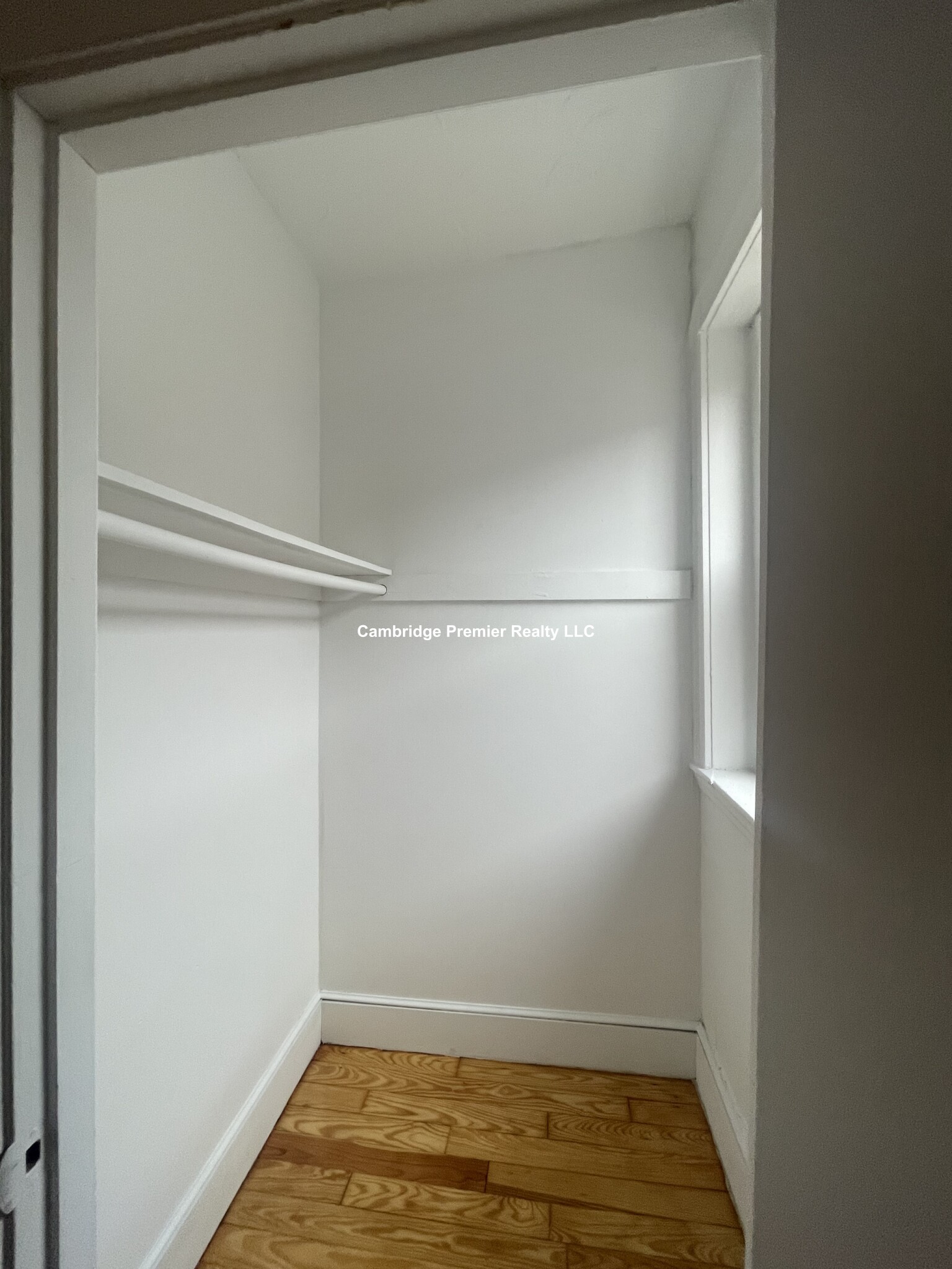6 Ellsworth Ave, Mid-Cambridge