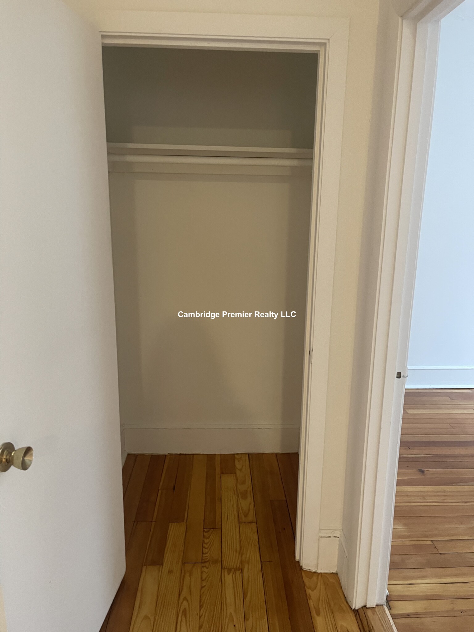 6 Ellsworth Ave, Mid-Cambridge