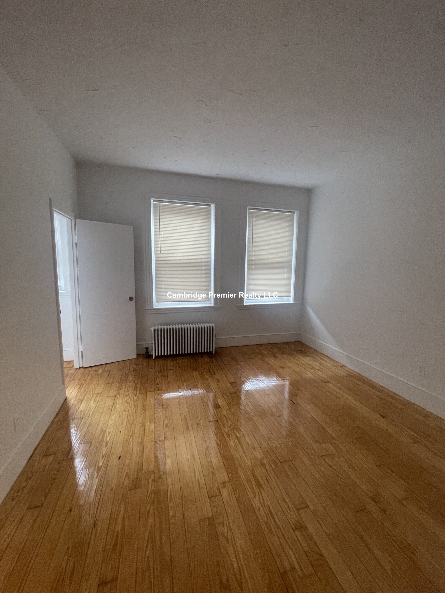 6 Ellsworth Ave, Mid-Cambridge