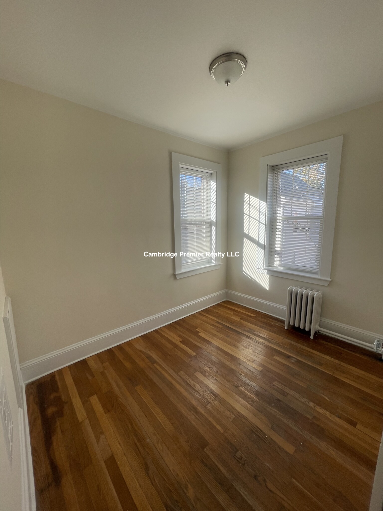 54 Mountain Ave, Malden