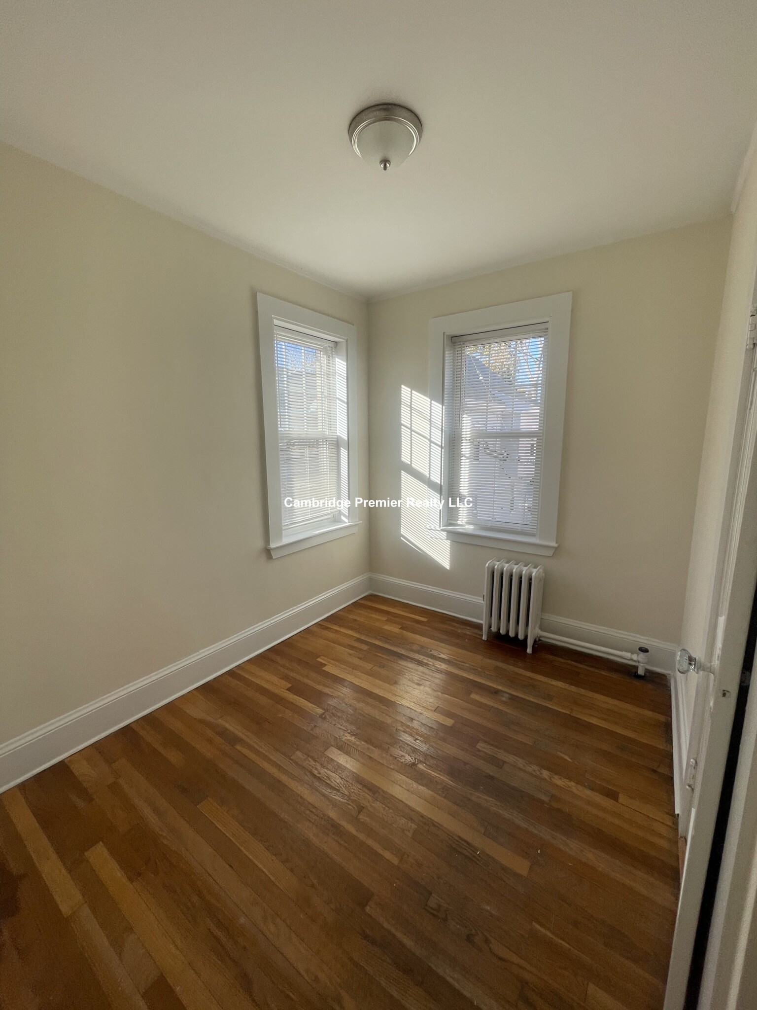 54 Mountain Ave, Malden