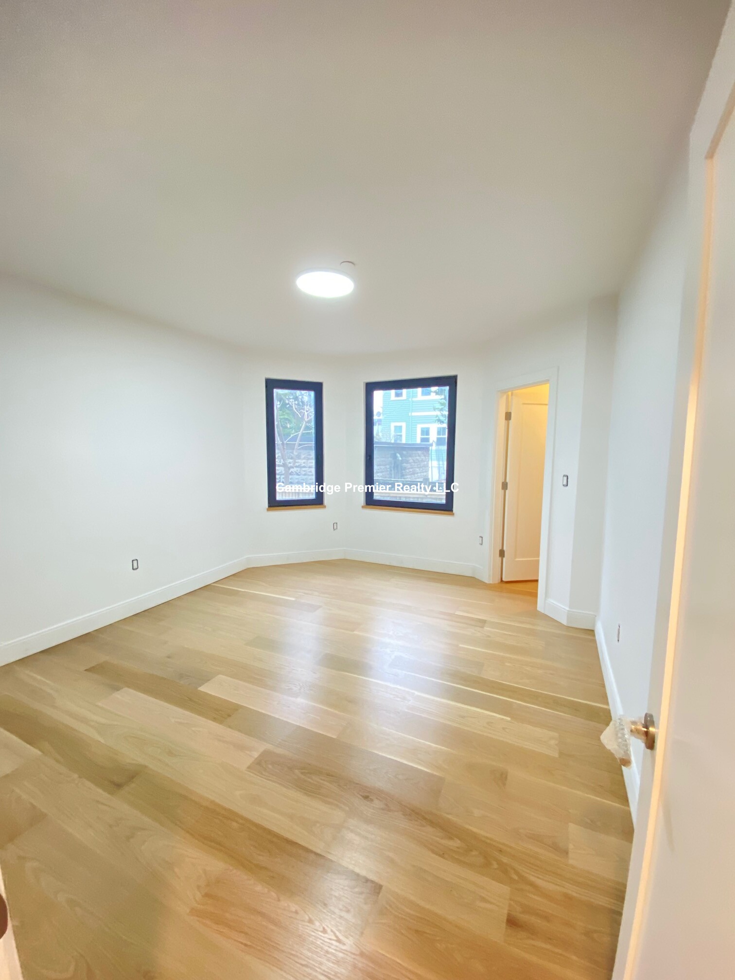 12 Copley St, West Cambridge