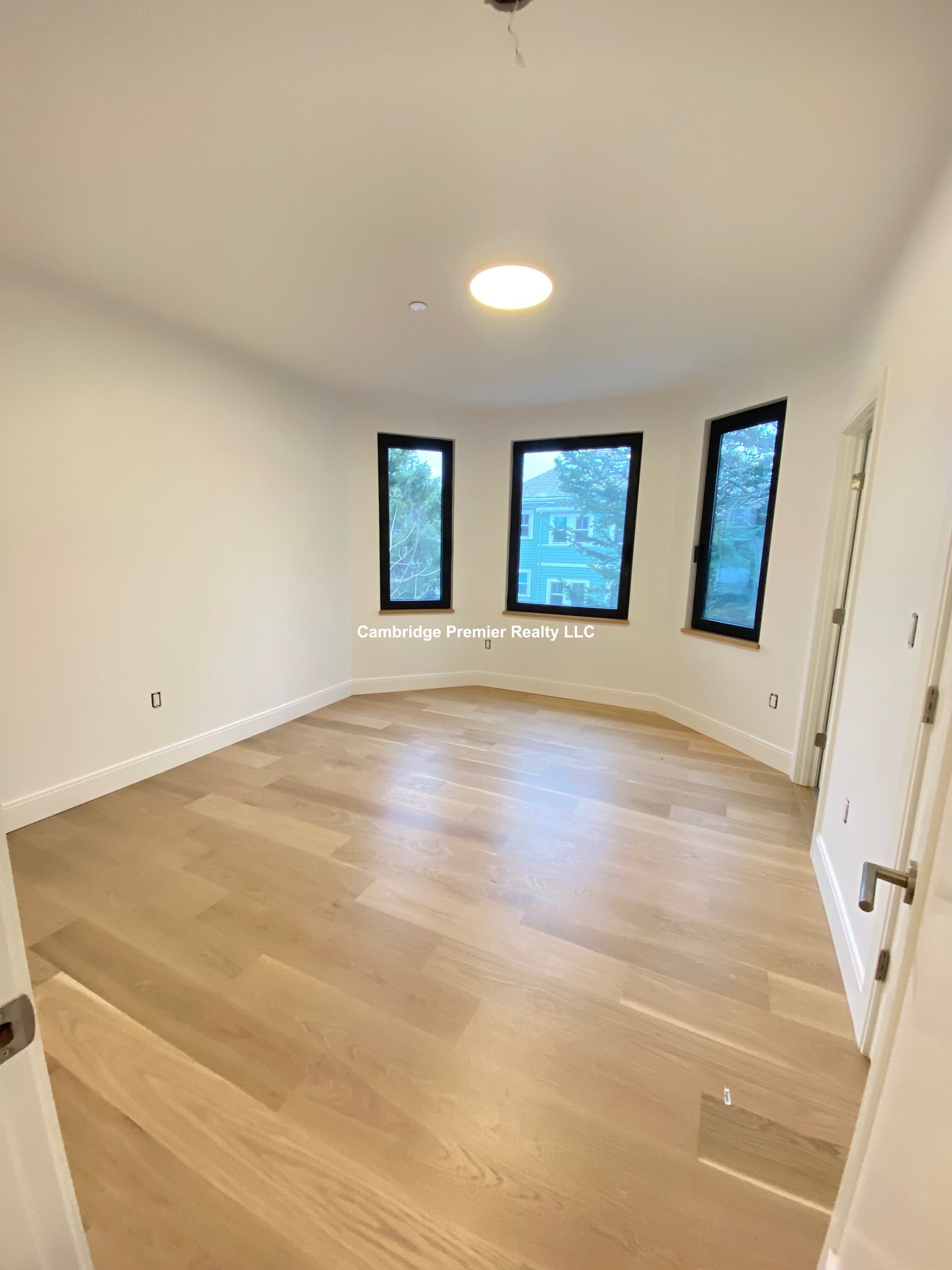 12 Copley St, West Cambridge