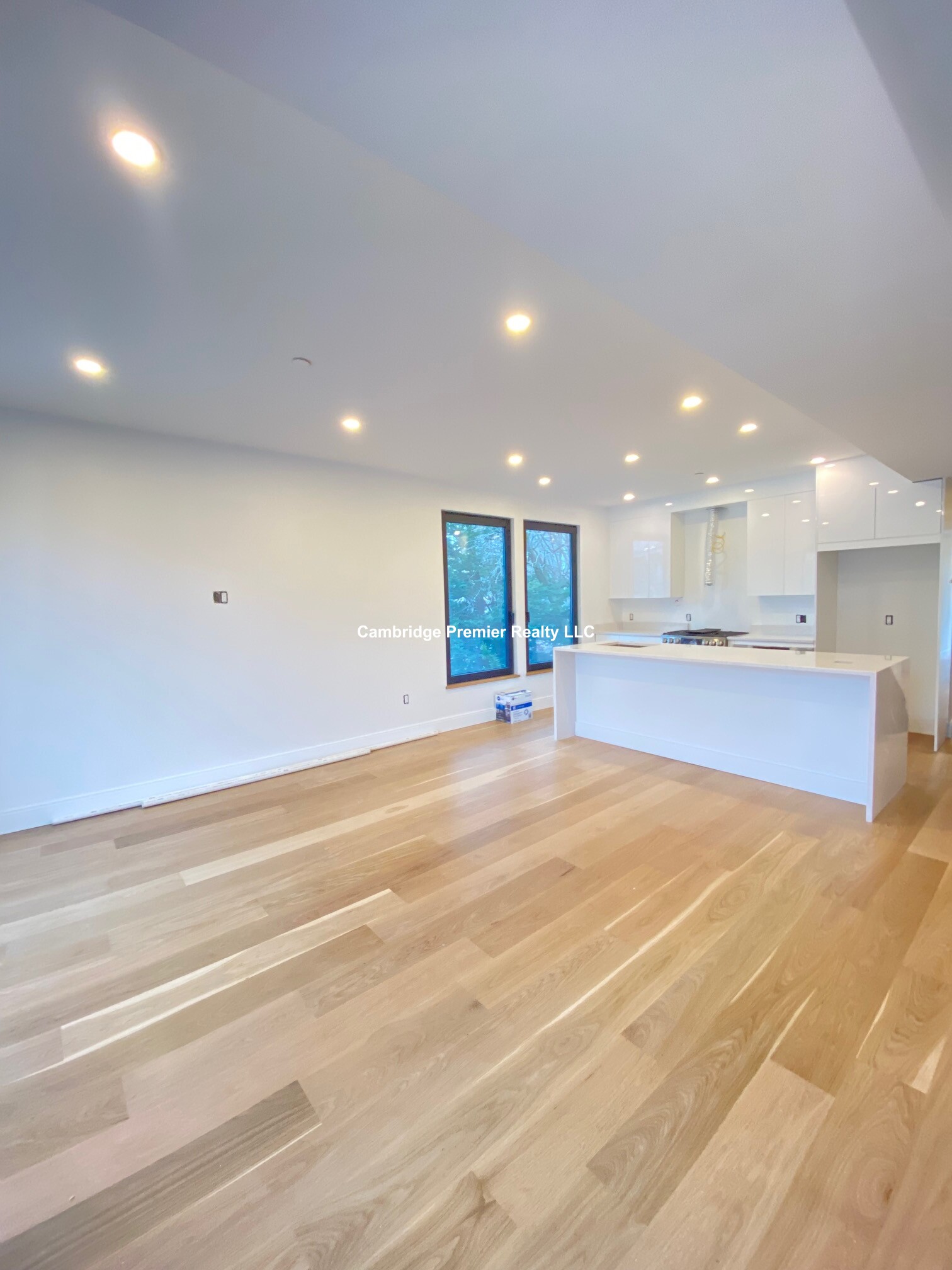 12 Copley St, Neighborhood Nine