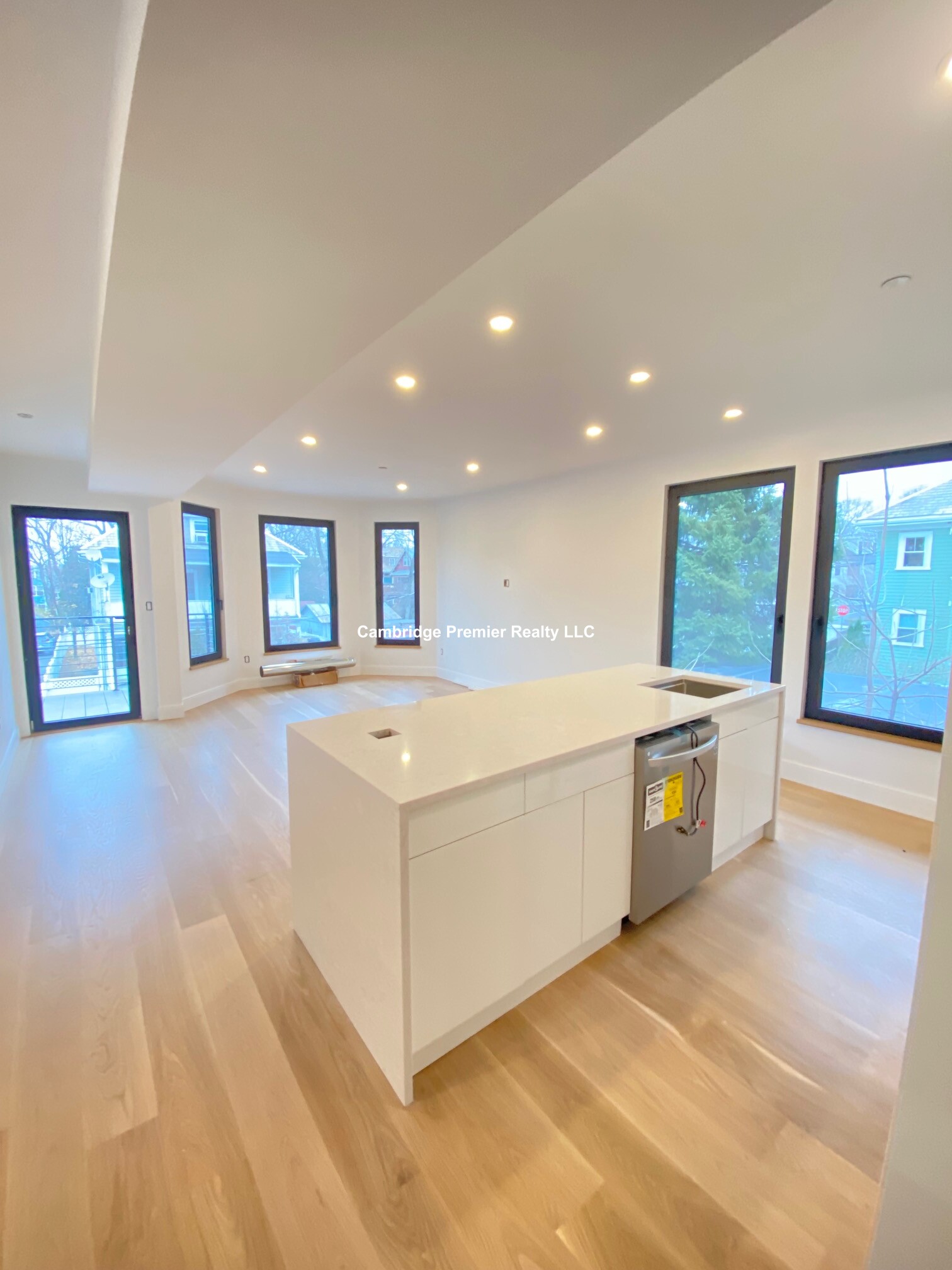 12 Copley St, Neighborhood Nine