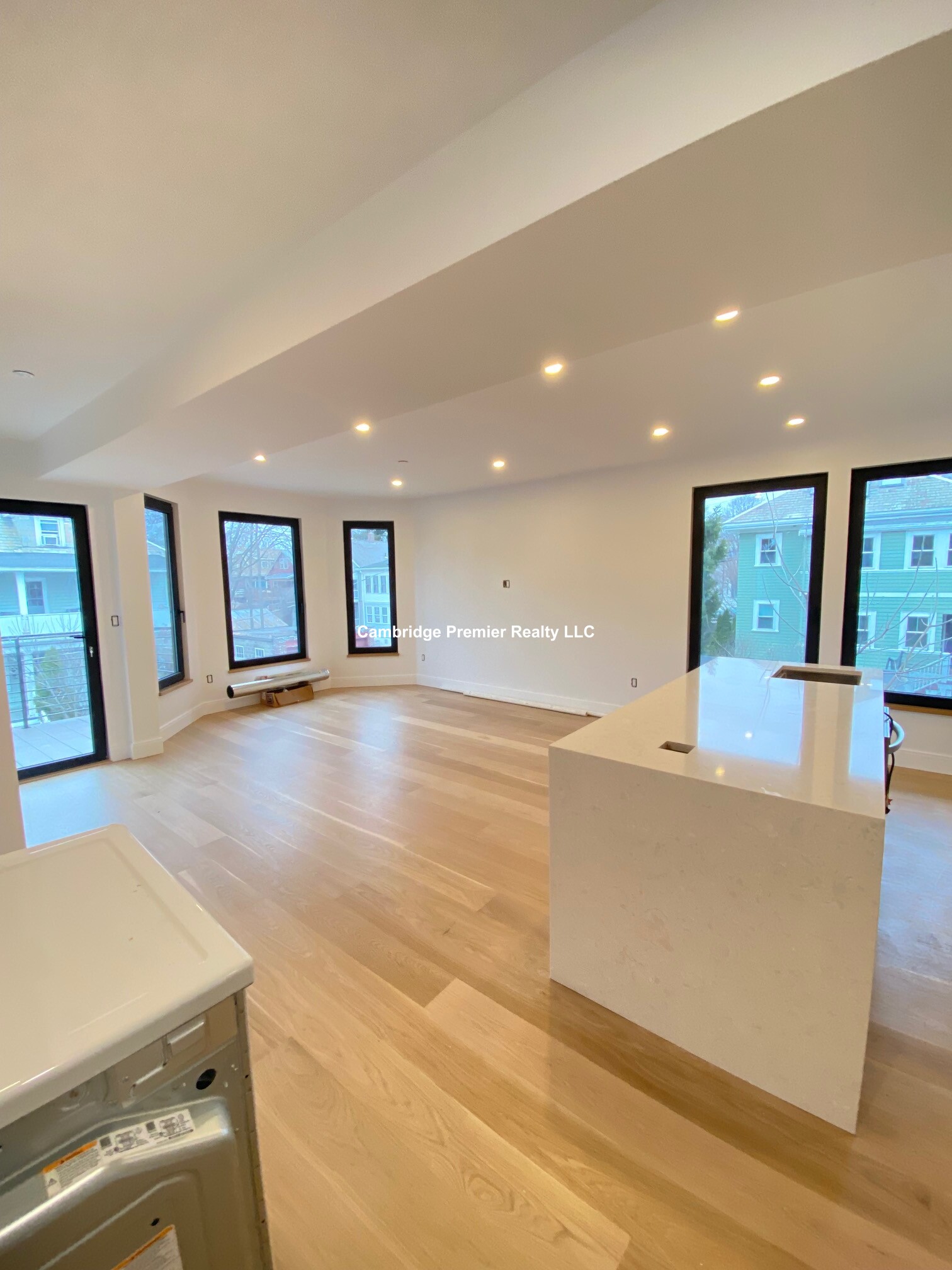 12 Copley St, Neighborhood Nine