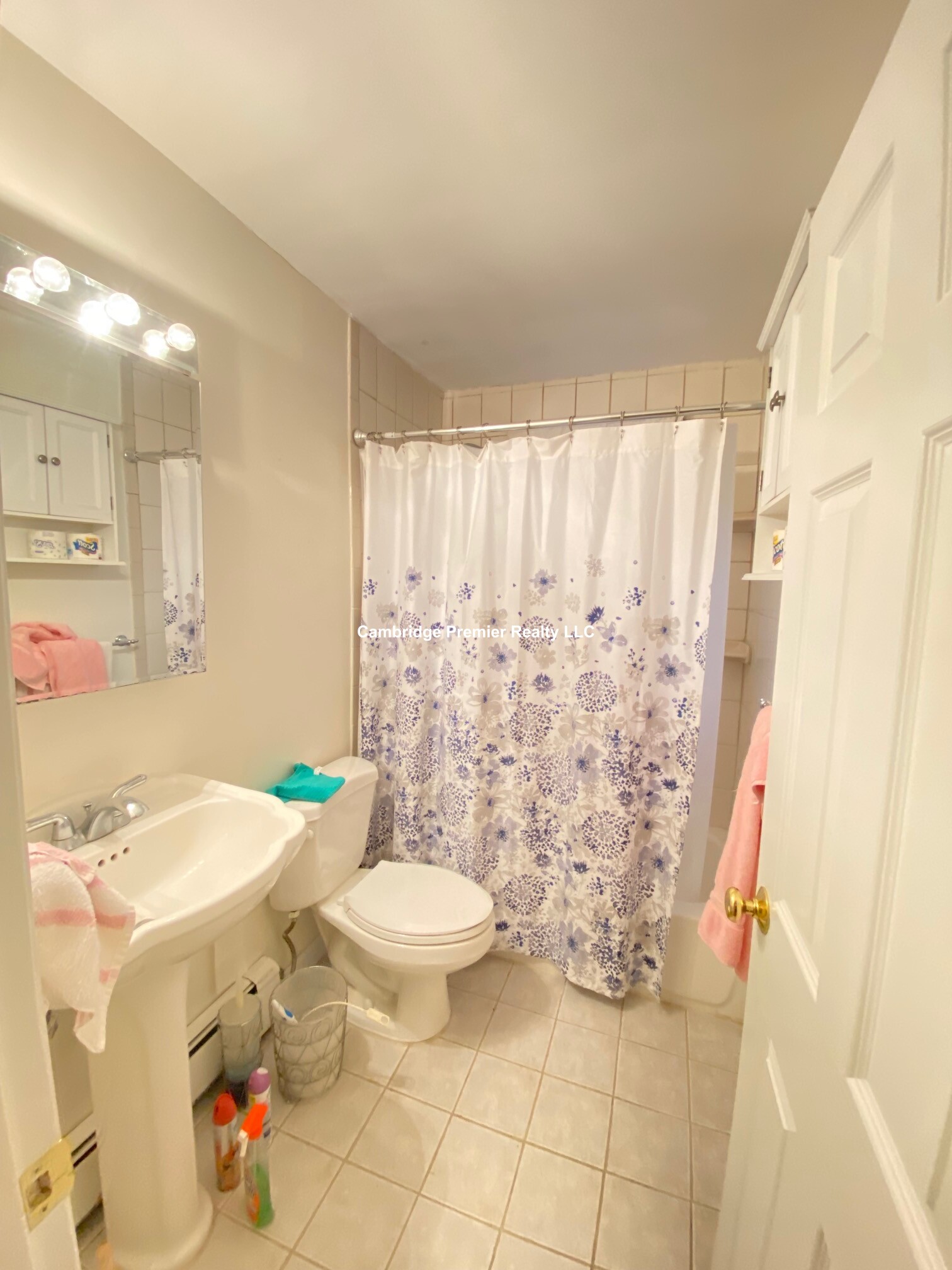 11 Cogswell Ave, Porter Square