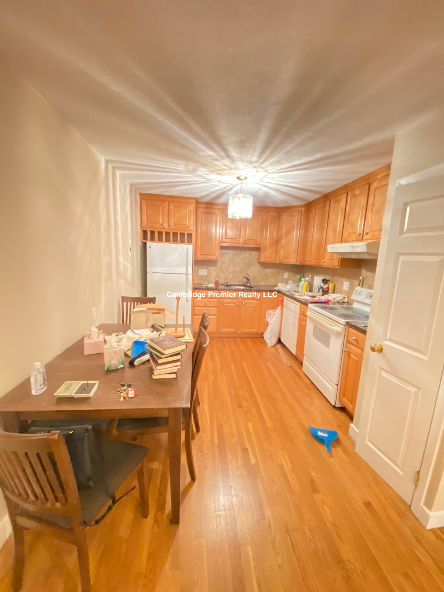 11 Cogswell Ave, Porter Square