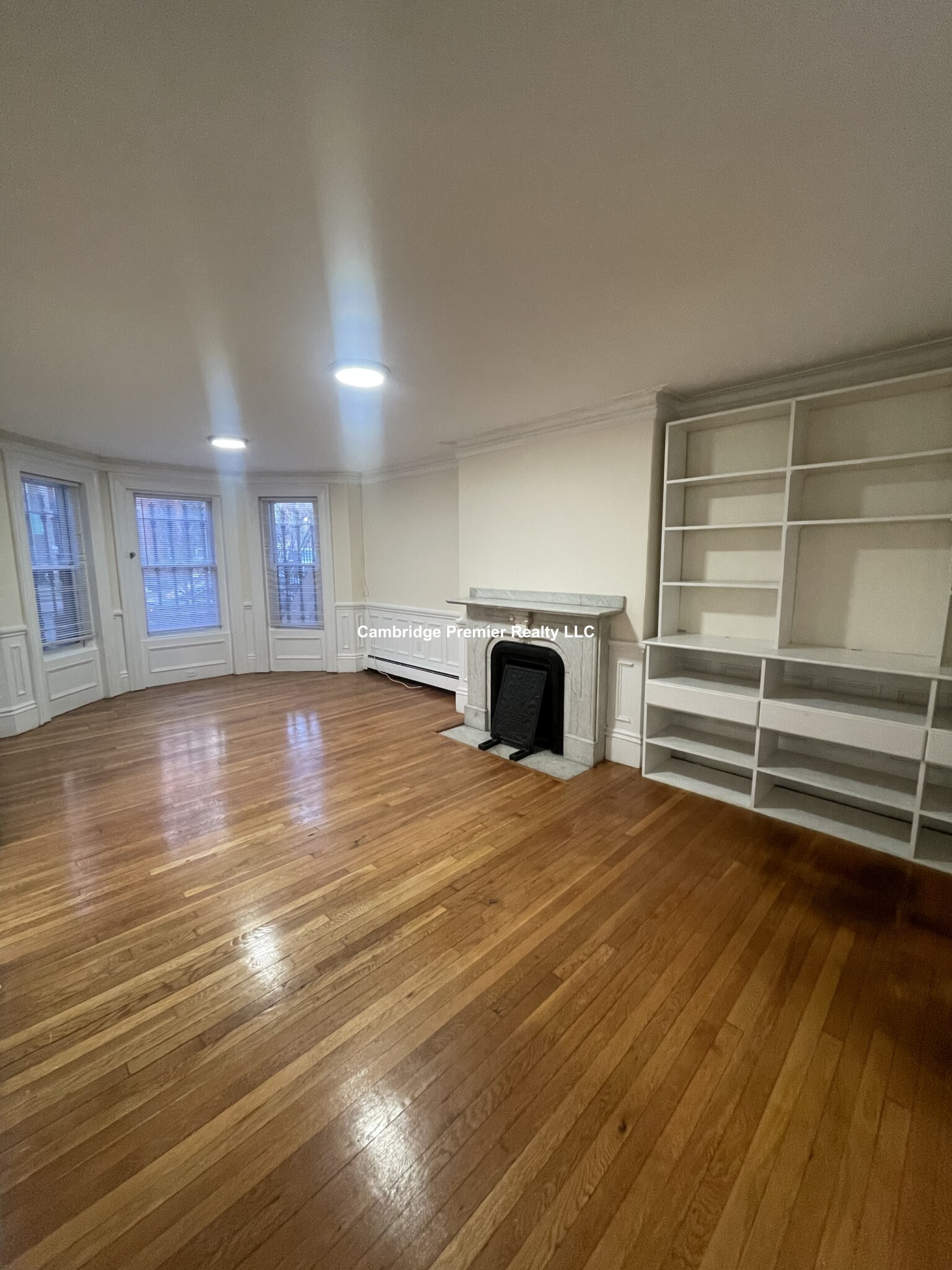 16 Yarmouth St, South End