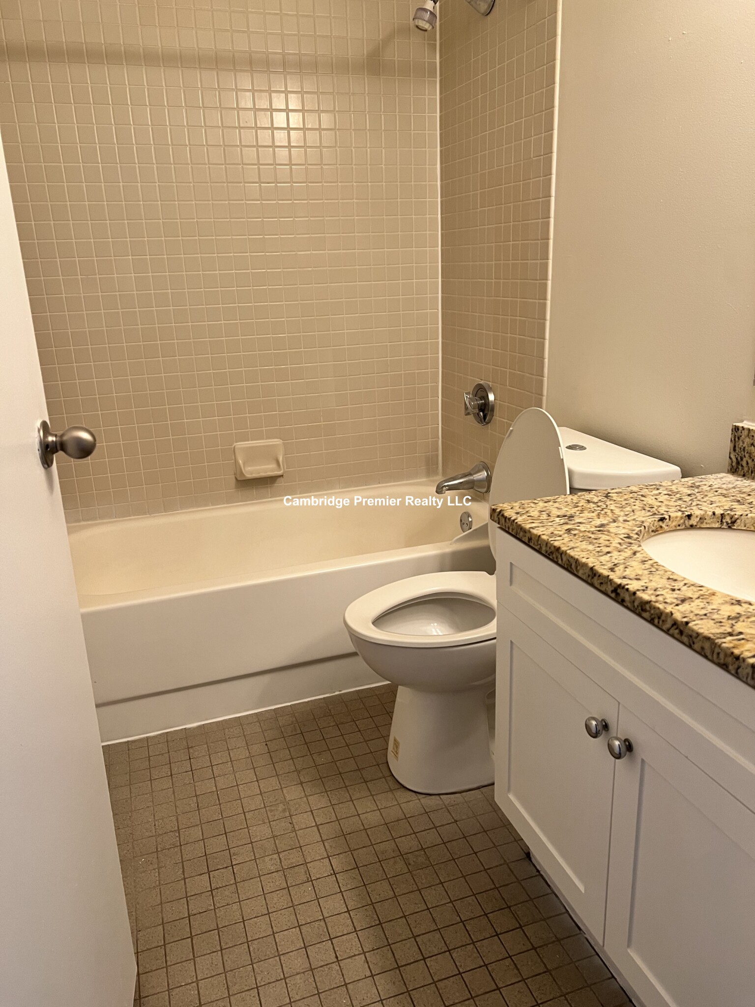 10 Magazine St, Central Square