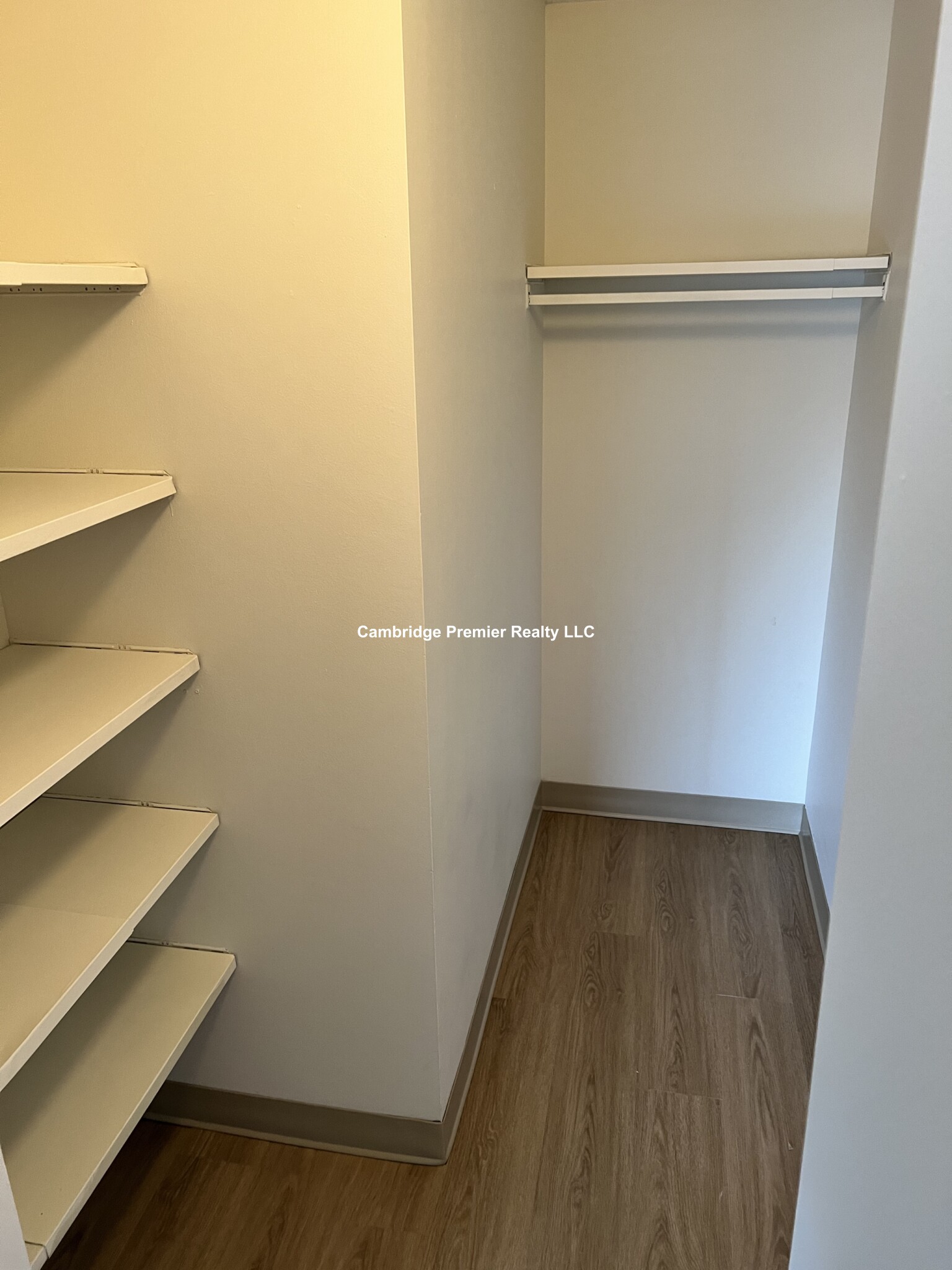 10 Magazine St, Central Square