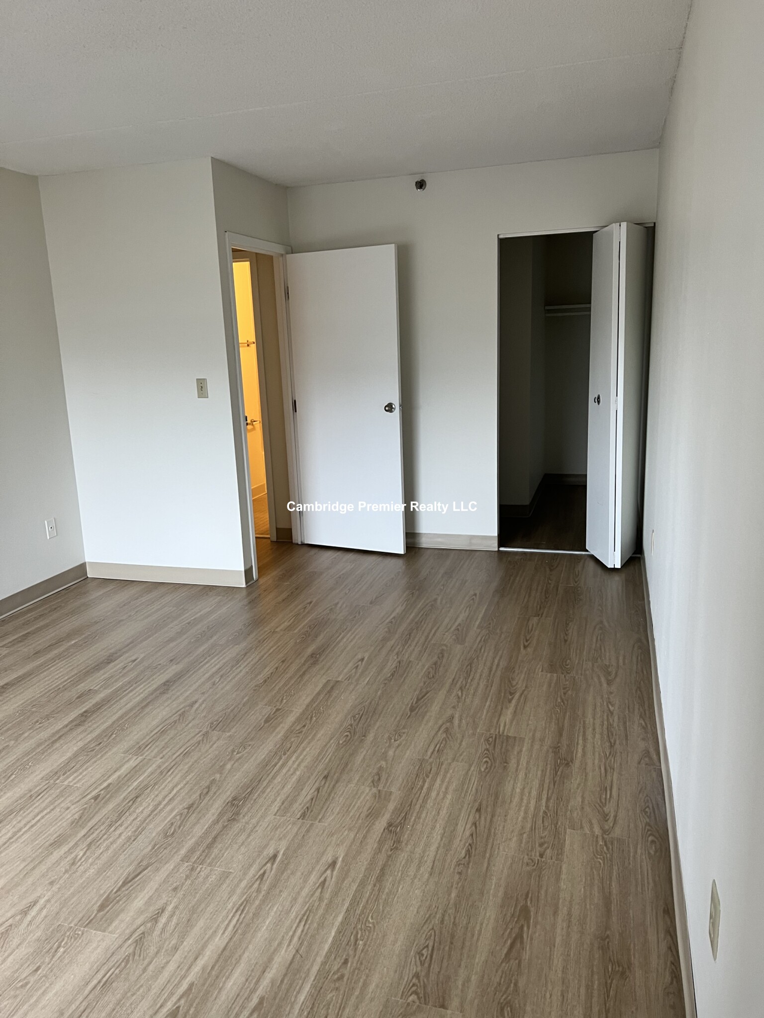 10 Magazine St, Central Square