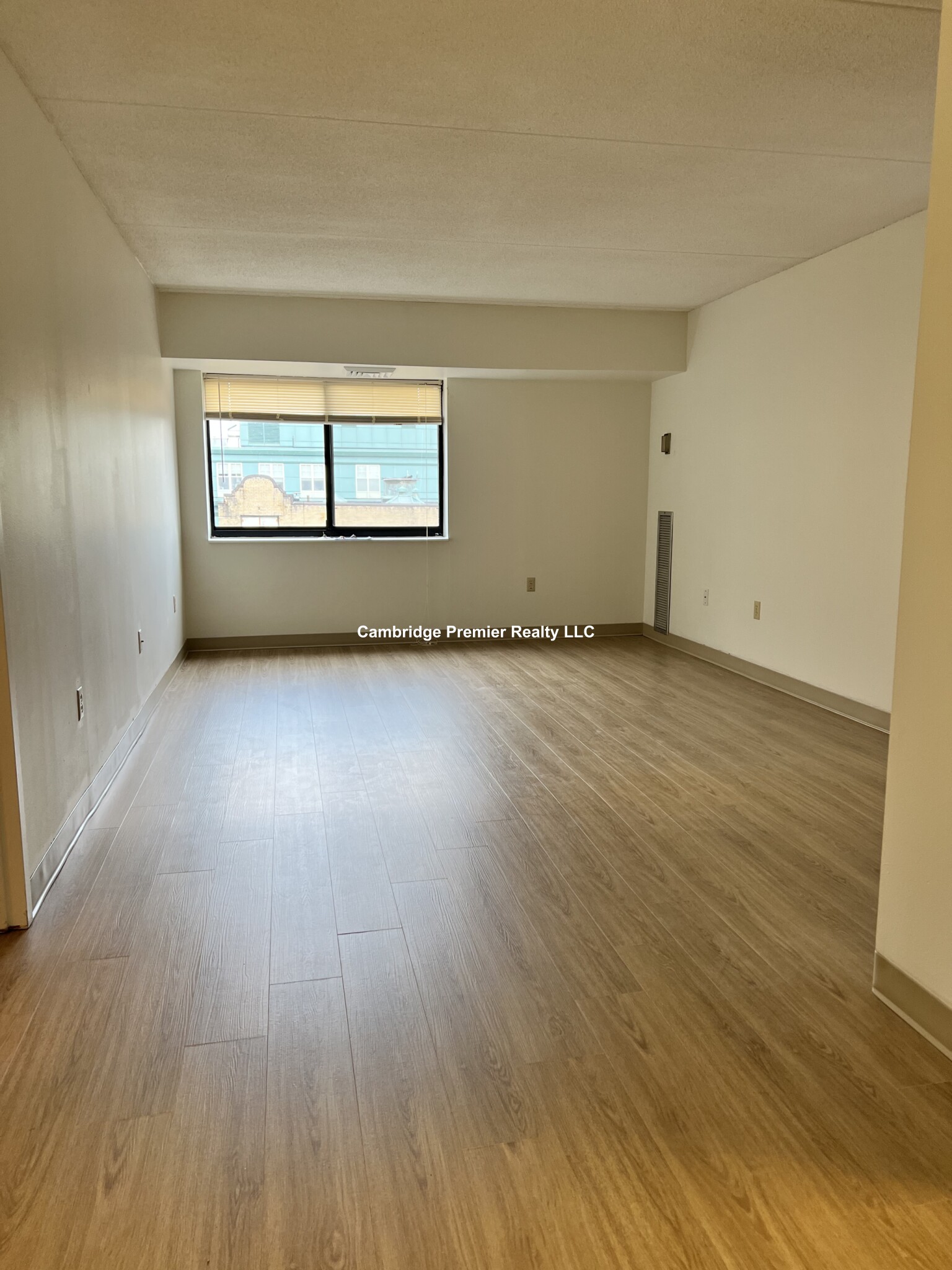 10 Magazine St, Central Square