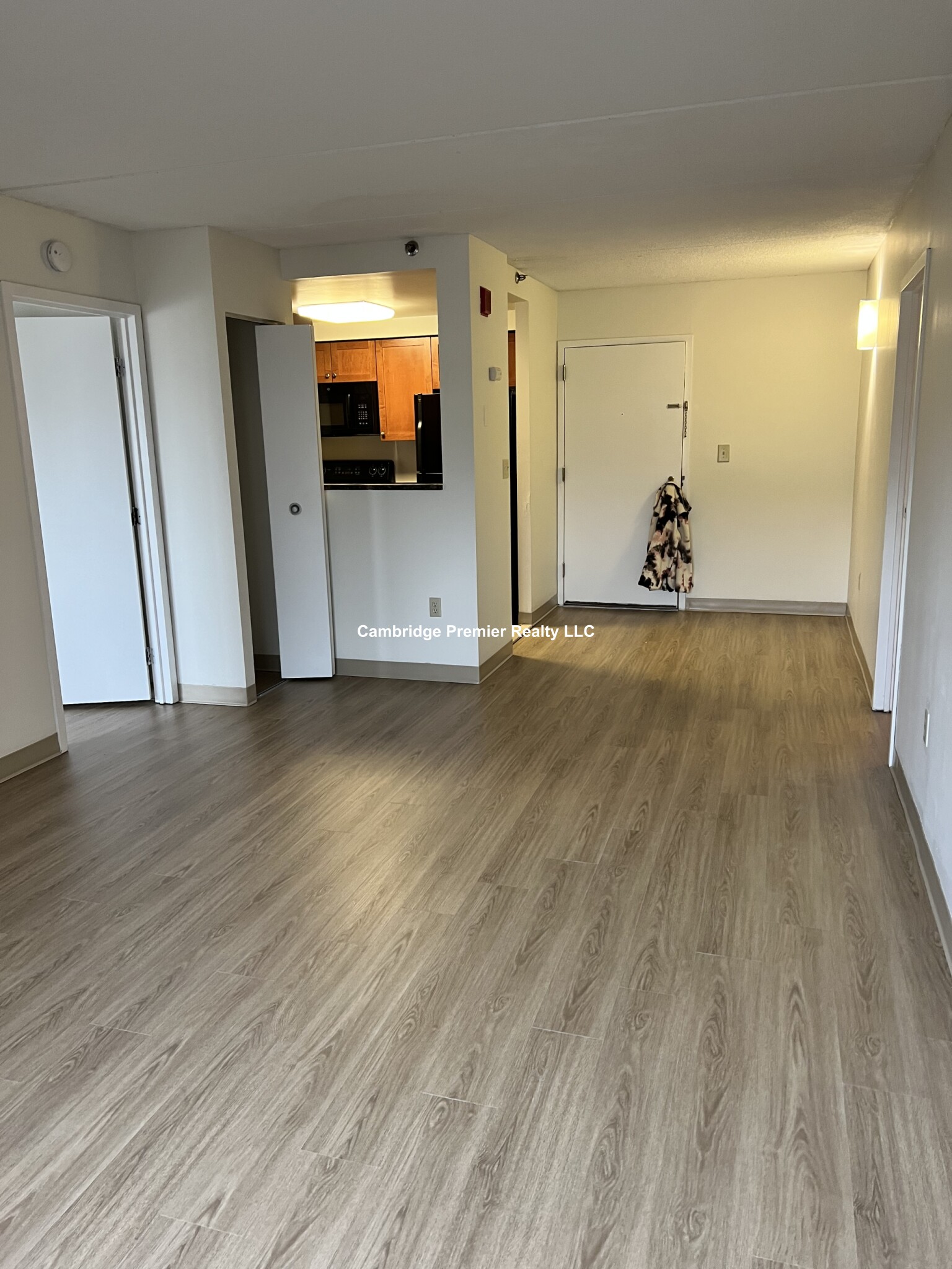 10 Magazine St, Central Square