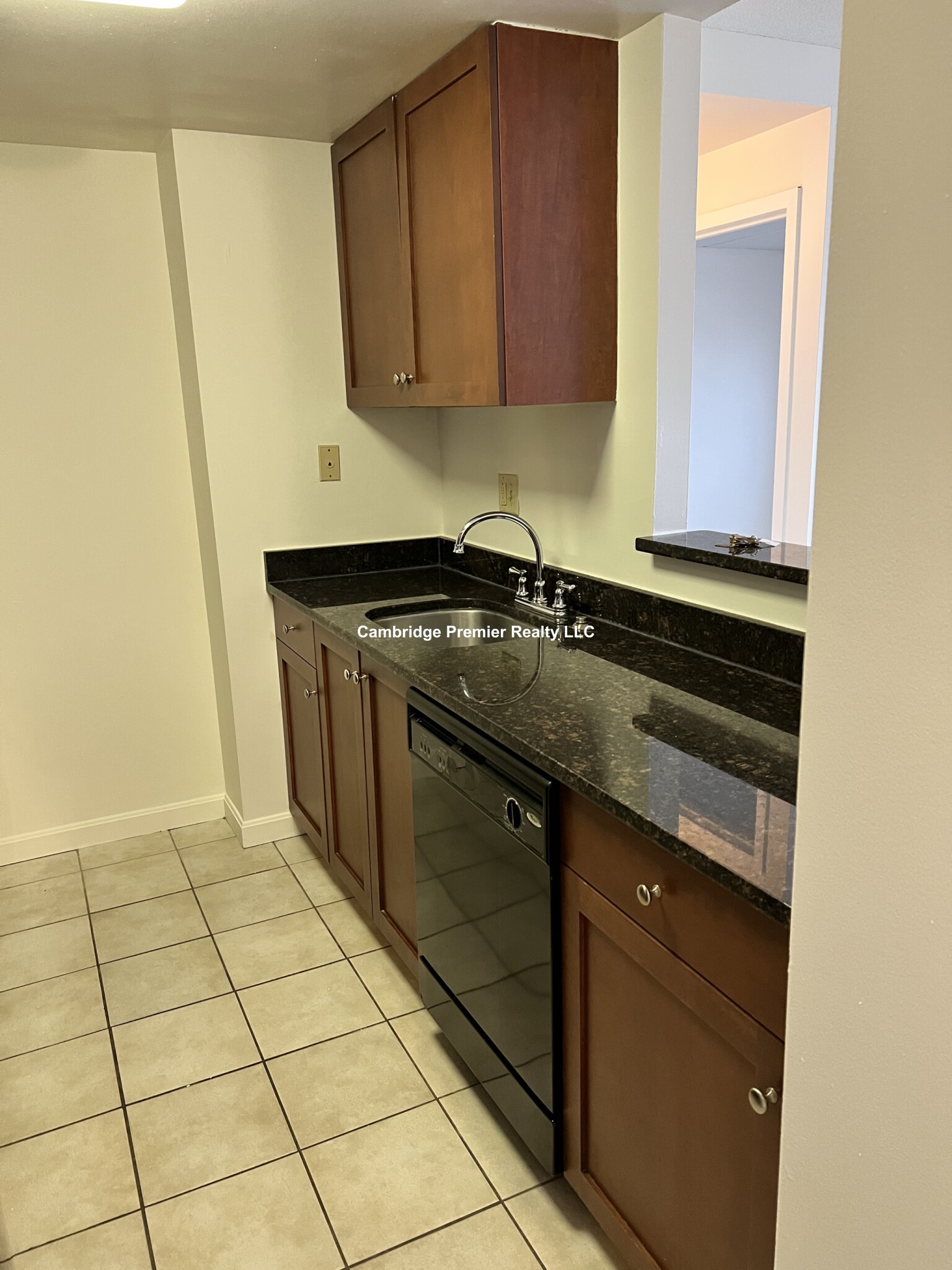 10 Magazine St, Central Square